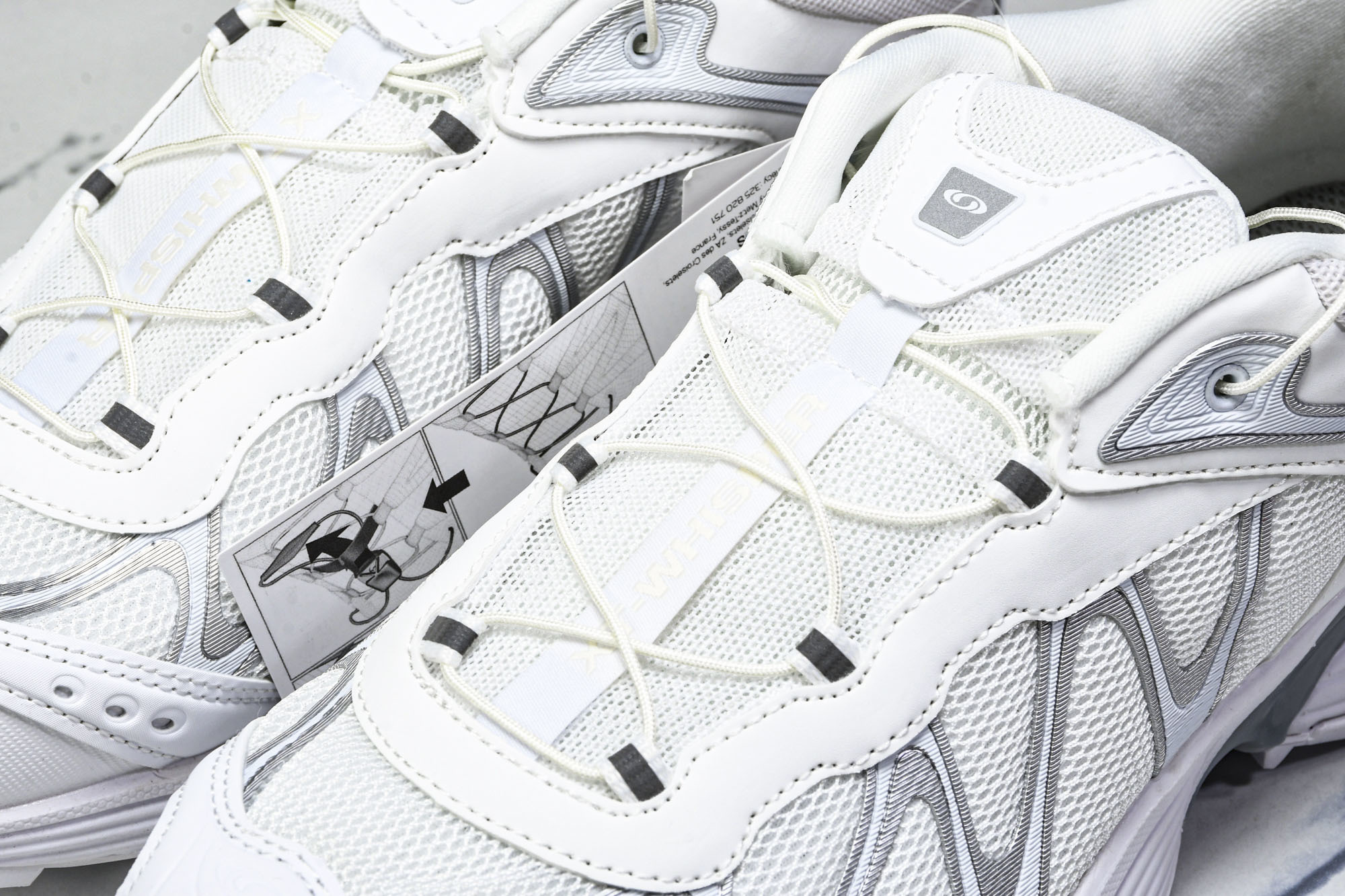 SALOMON萨洛蒙 XT-WHISPER 舒适百搭耐磨轻便 低帮 休闲越野训练城市通勤跑步鞋 白色  