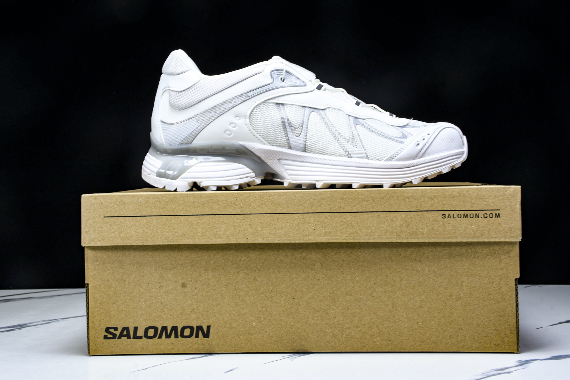 SALOMON萨洛蒙 XT-WHISPER 舒适百搭耐磨轻便 低帮 休闲越野训练城市通勤跑步鞋 白色  