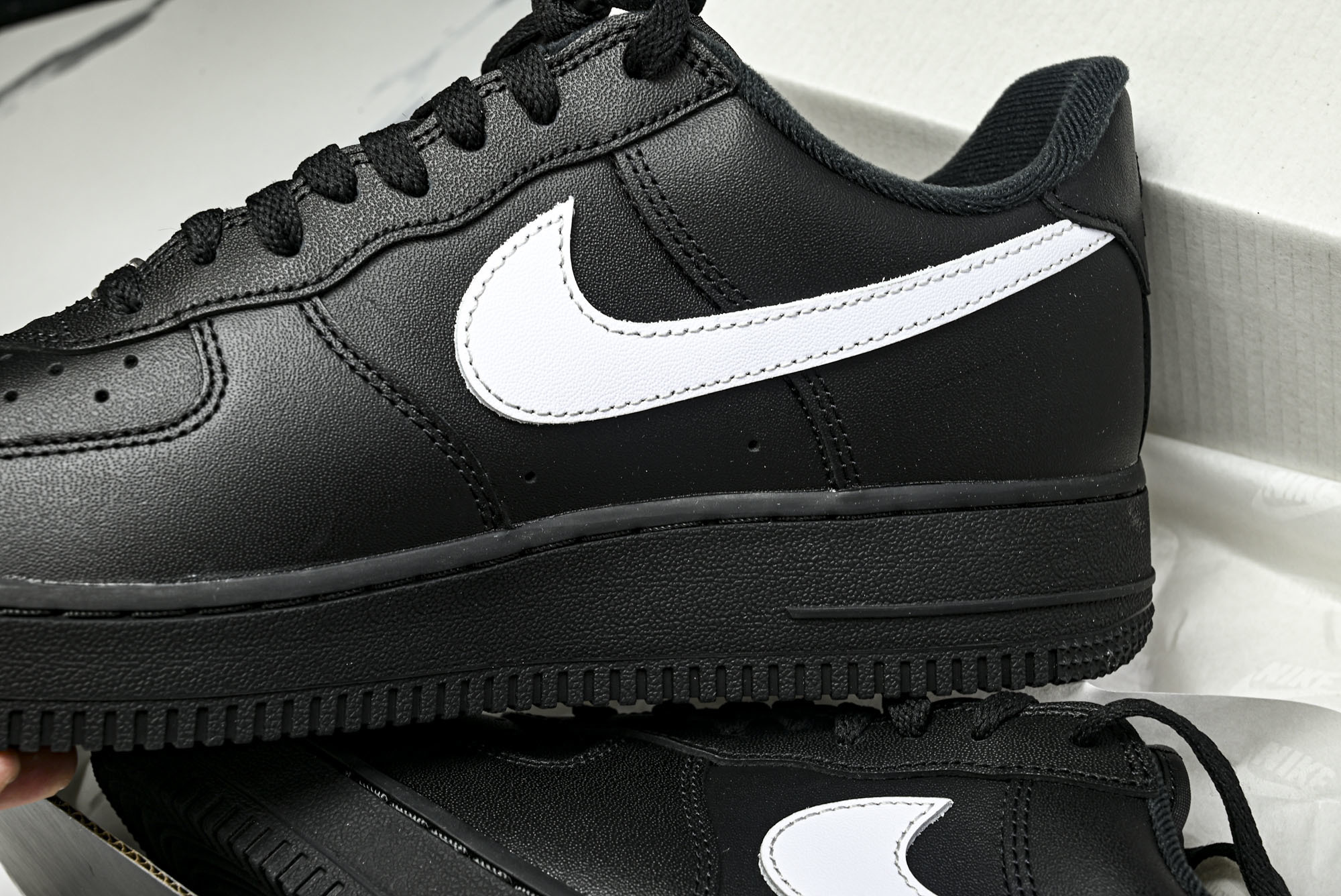 Supreme x NK Air Force 1'07 Low 联名款 空军一号低帮休闲板鞋 CU922