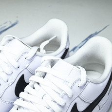 Supreme x NK Air Force 1'07 Low 联名款 空军一号低帮休闲板鞋 CU922 Supreme x NK Air Force 1'07 Low 联名款 空军一号低帮休闲板鞋 CU922