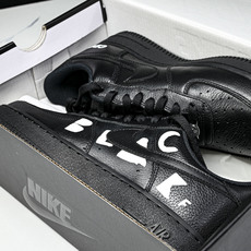 CDG x Nike Air Force 1'07 Low 联名款 全头层 空军一号低帮休闲板鞋 IB9 CDG x Nike Air Force 1'07 Low 联名款 全头层 空军一号低帮休闲板鞋 IB9