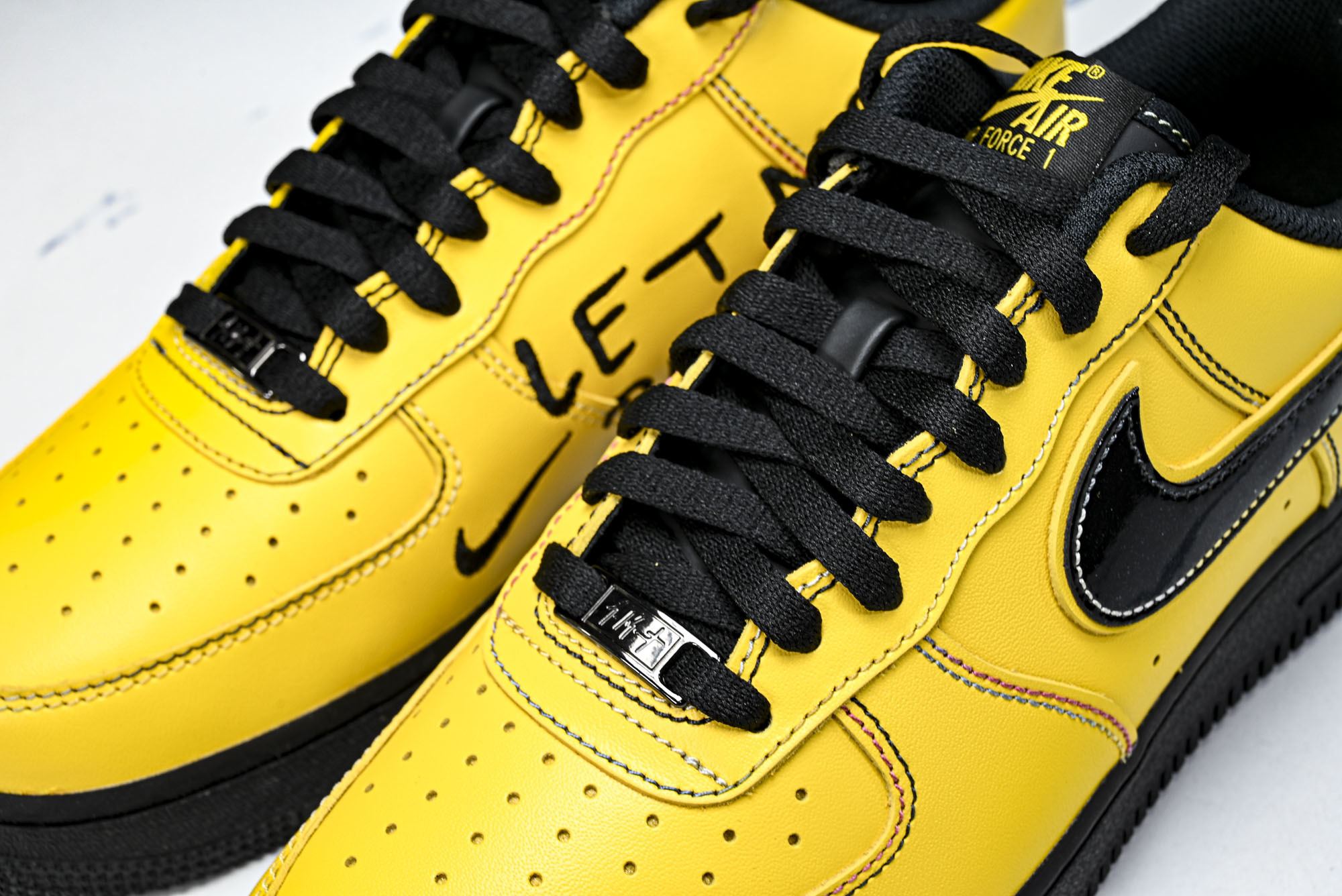 Nike Air Force 1'07 Low 莫兰特 空军一号低帮休闲板鞋 IQ2713-700 #Y
