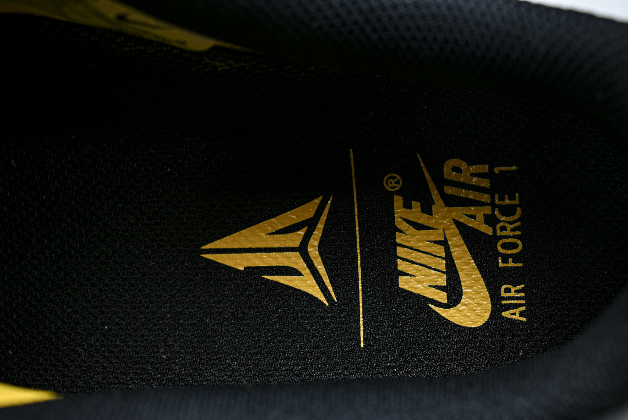 Nike Air Force 1'07 Low 莫兰特 空军一号低帮休闲板鞋 IQ2713-700 #Y