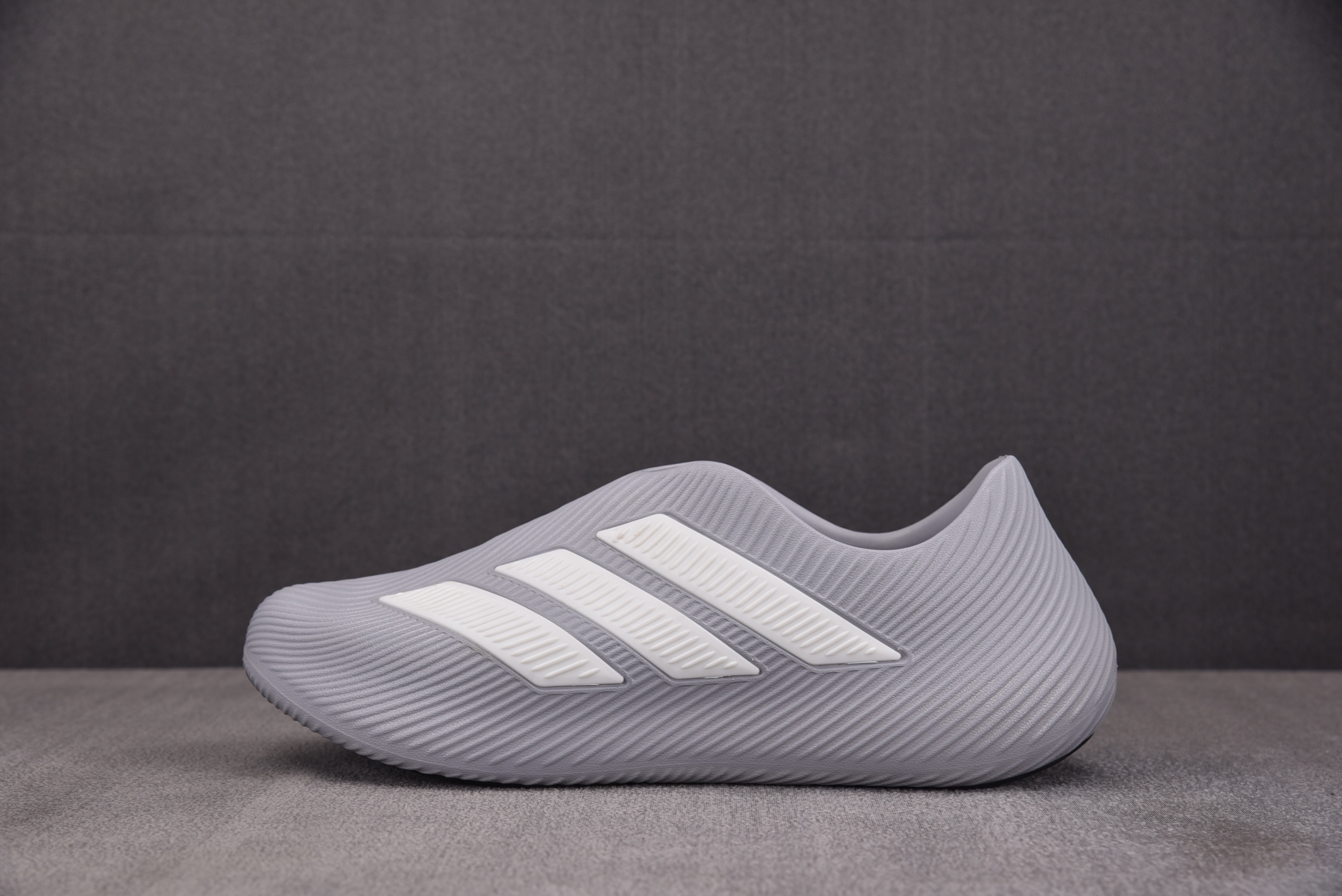 AD Purechill Runner 灰白 KI0071 YZ03940-47