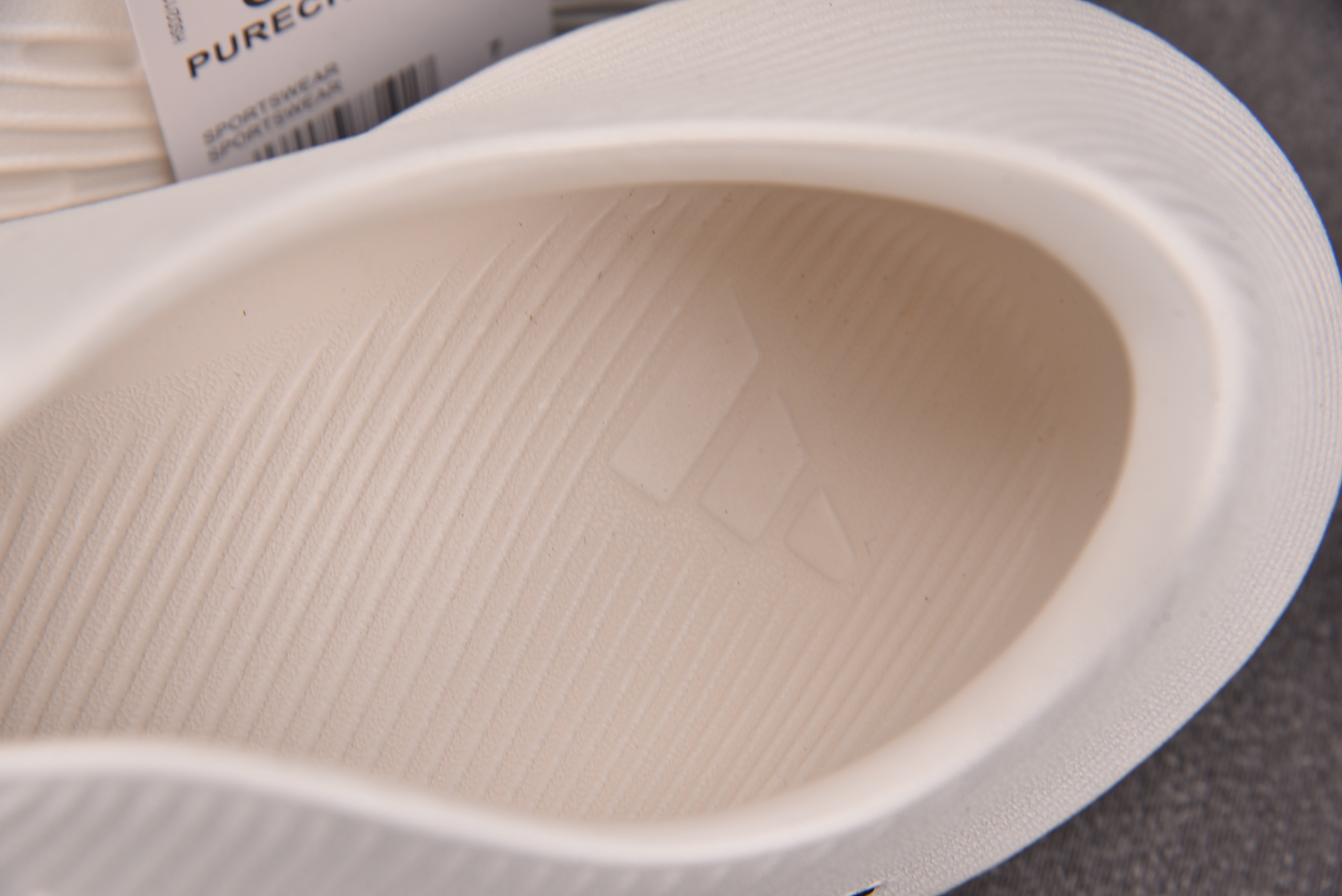 AD Purechill Runner 白黑 KI0066 YZ03940-47