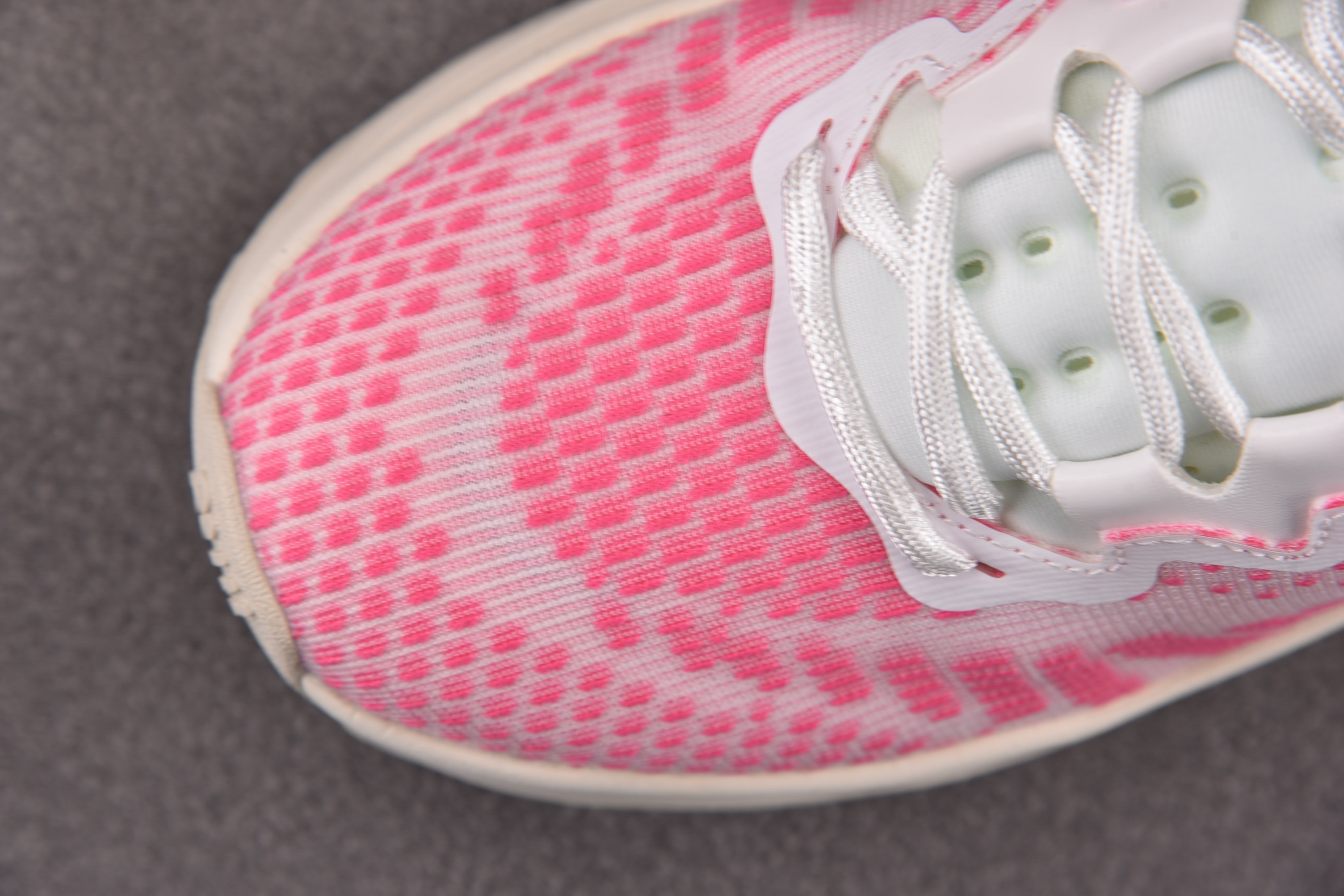纯原 Miu Miu Technical Fabric Sneakers 白粉 YZ03936-40