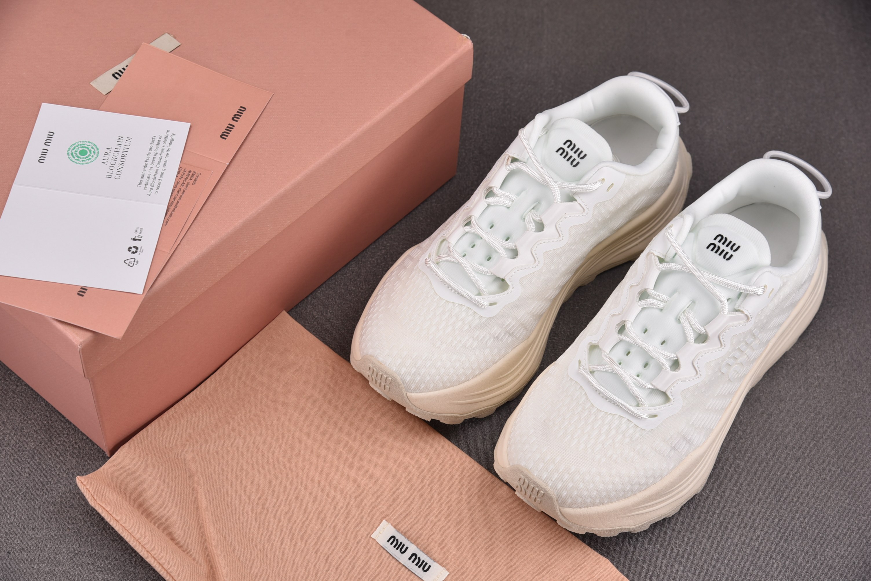 纯原Miu Miu Technical Fabric Sneakers 白色 YZ03936-40