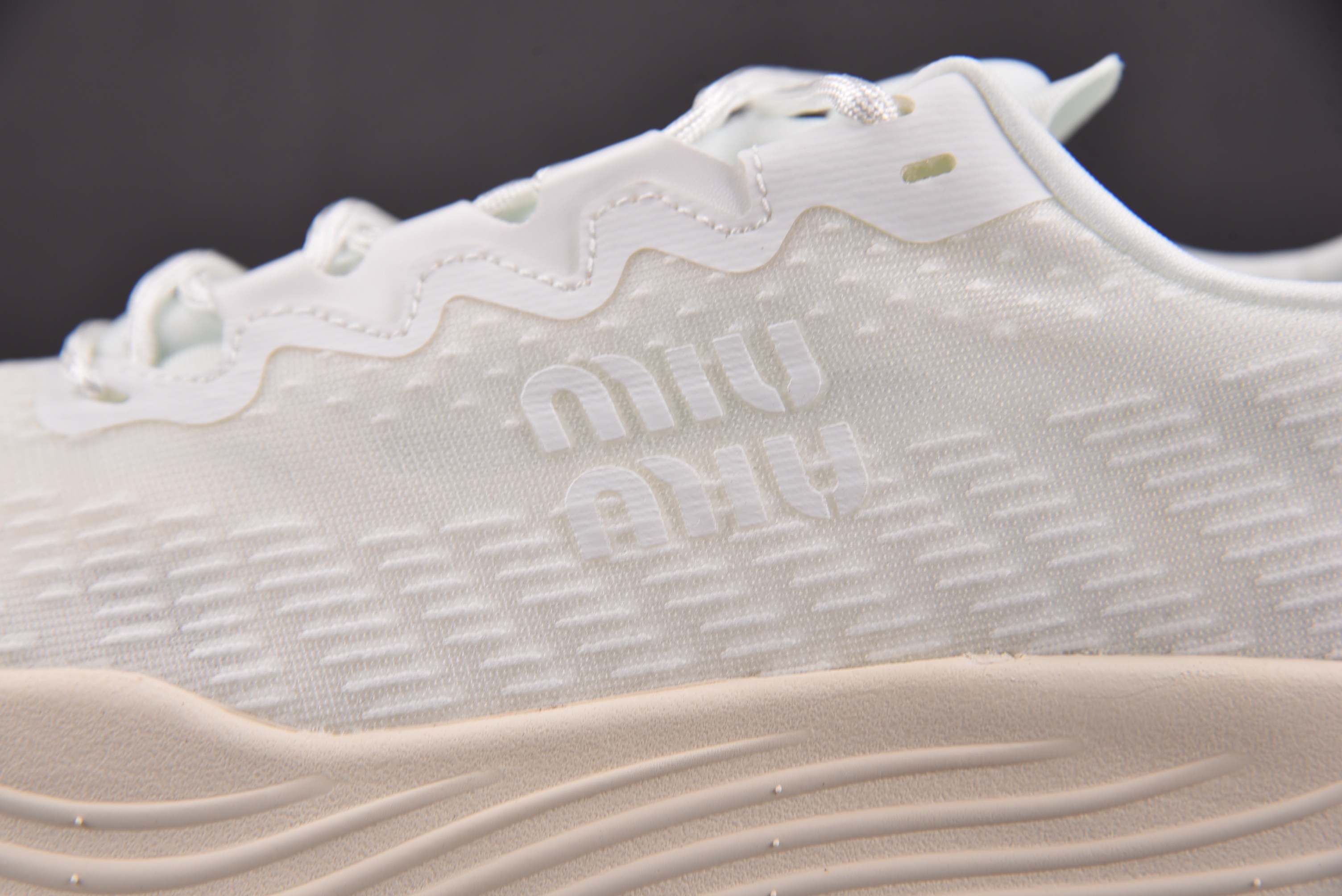 纯原Miu Miu Technical Fabric Sneakers 白色 YZ03936-40