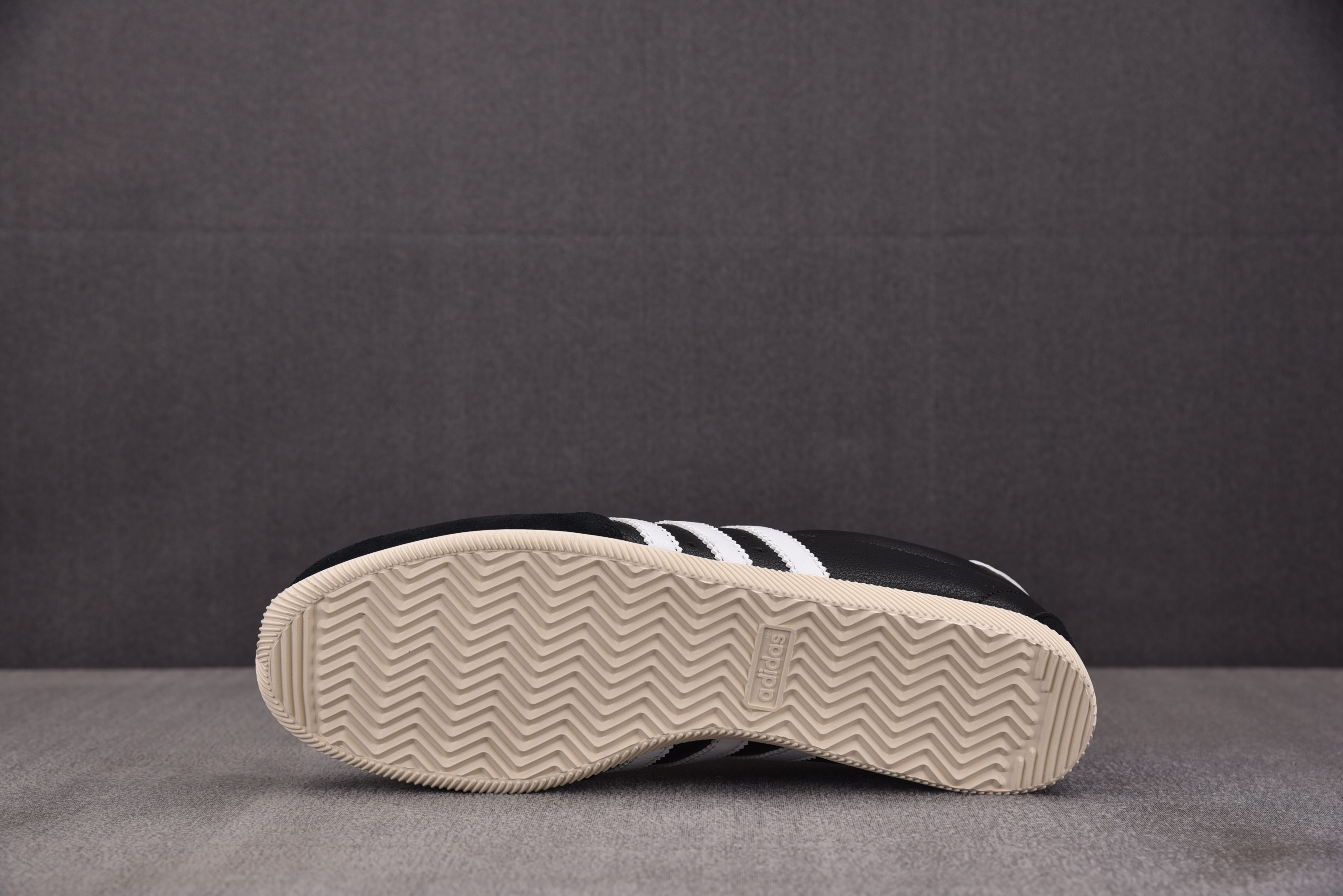 纯原 AD Changle Black White 黑白 KJ3960 YZ03335.5-44