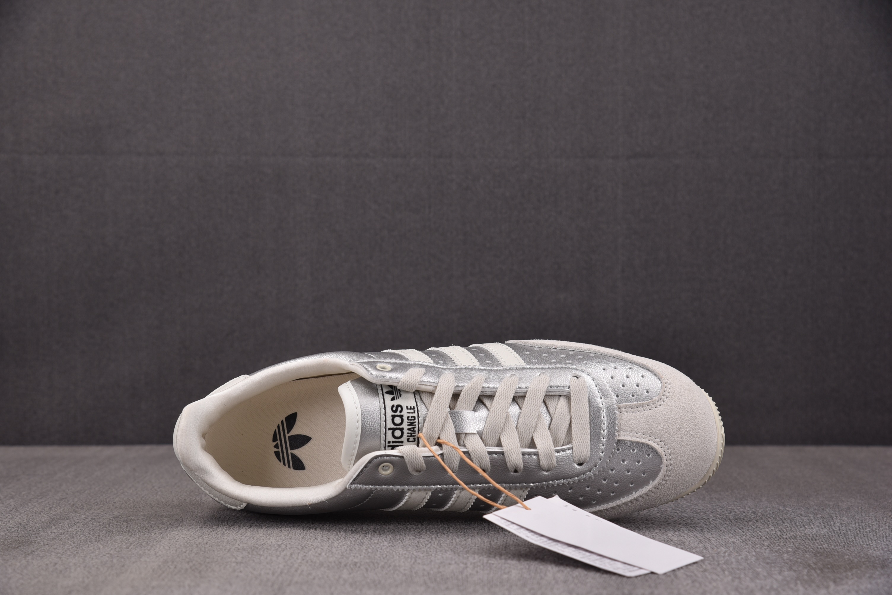 纯原 Changle Silver Metallic Ivory Orbit Grey 银灰 KJ396