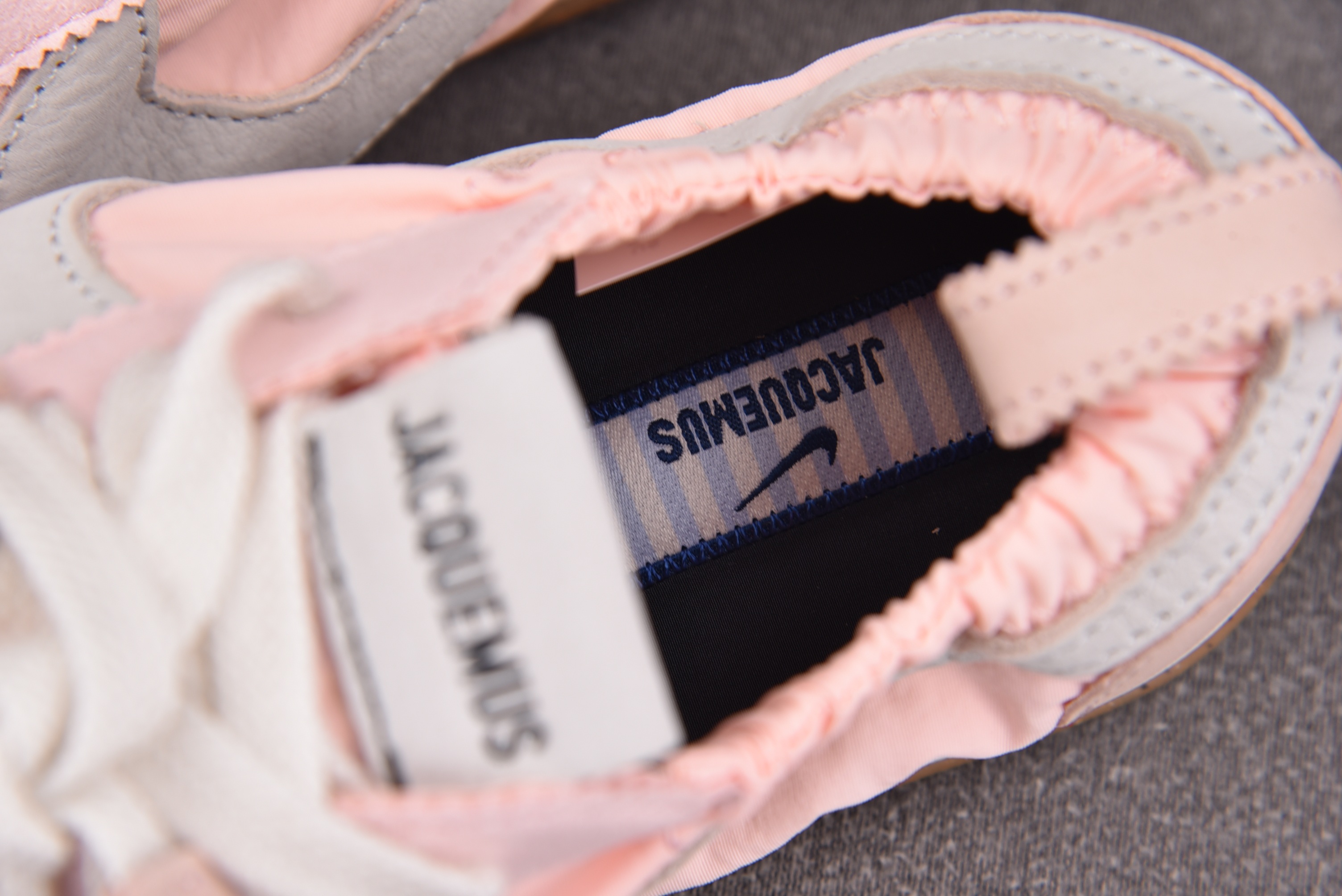 纯原 WMNS NK x Jacquemus Moon Shoe SP Aluminum Pink 粉色