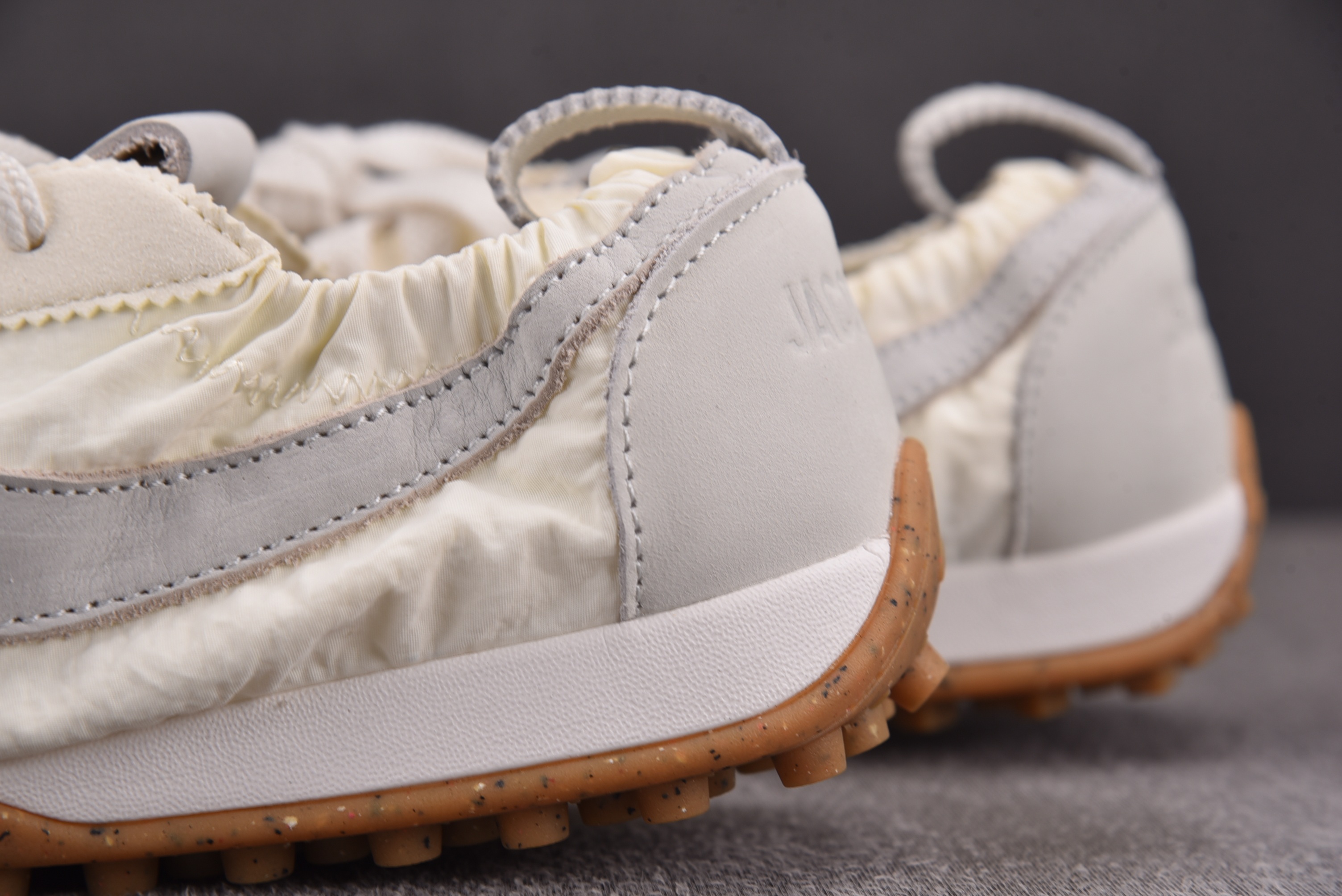 纯原 WMNS NK x Jacquemus Moon Shoe SP Soft Pearl 白色 HV