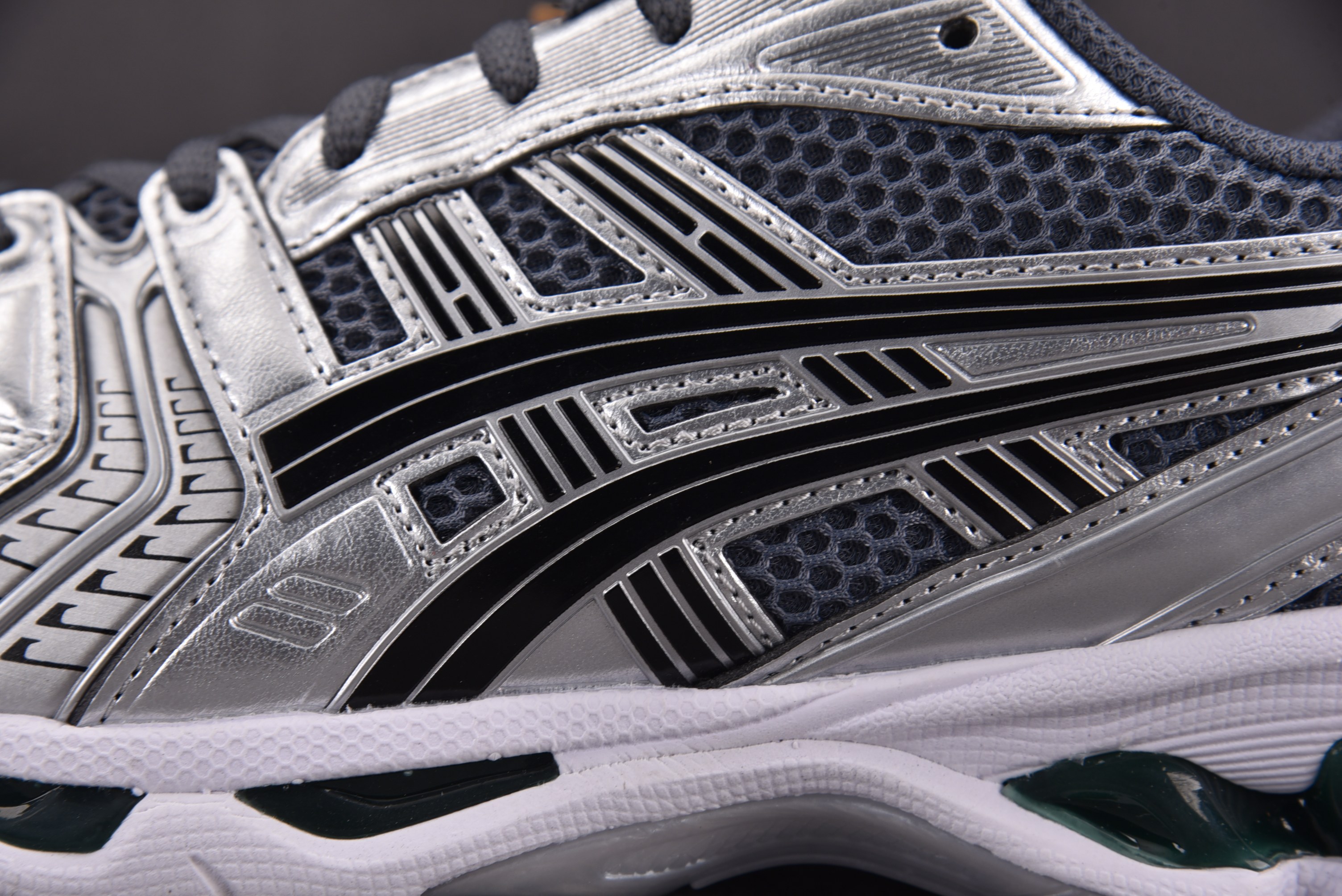 纯原 ASICS Gel-Kayano 14 Metropolis Jasper Green 灰银绿 1