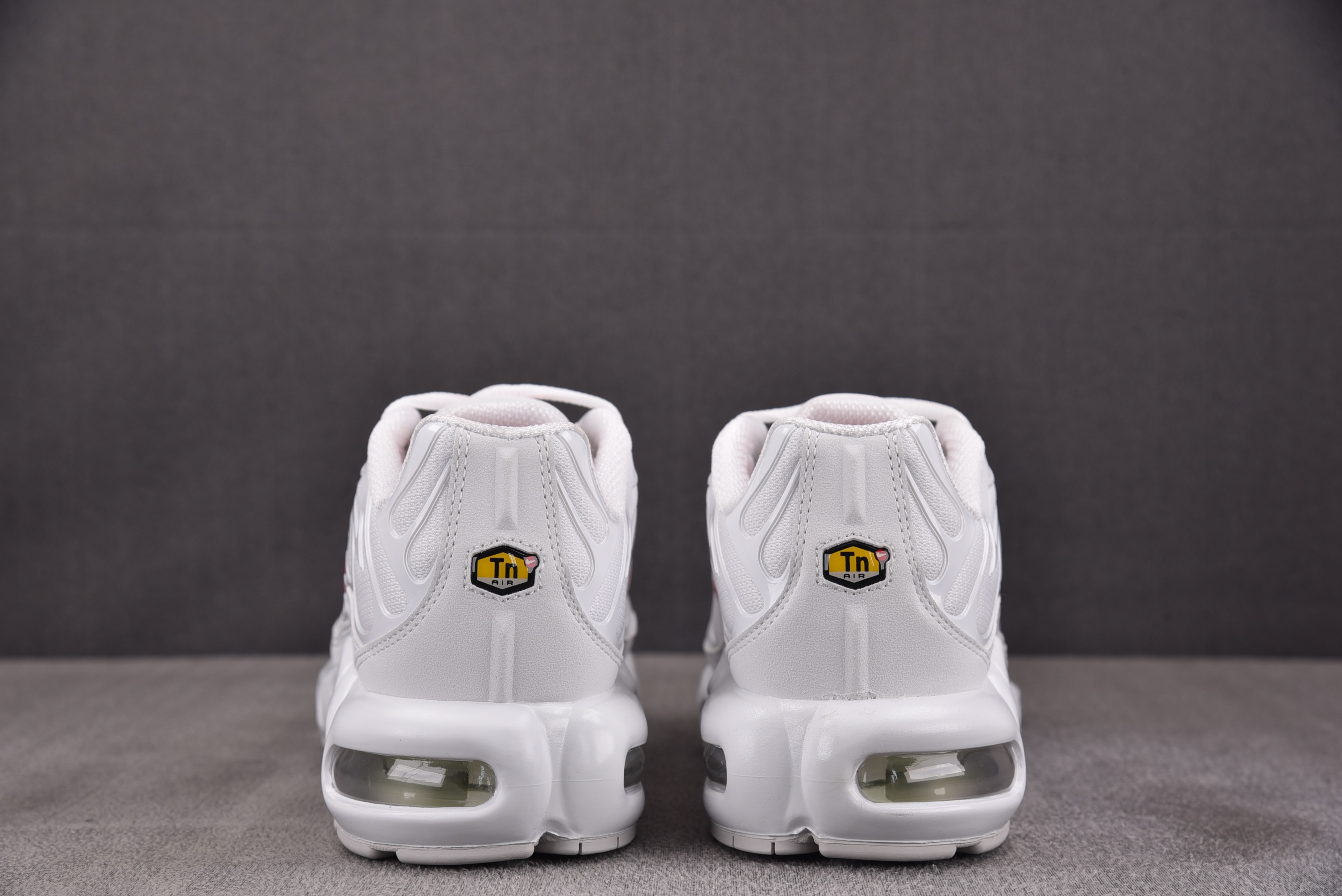 纯原 Air Max Plus Supreme White 白色 DA1472-100 YZ001-13