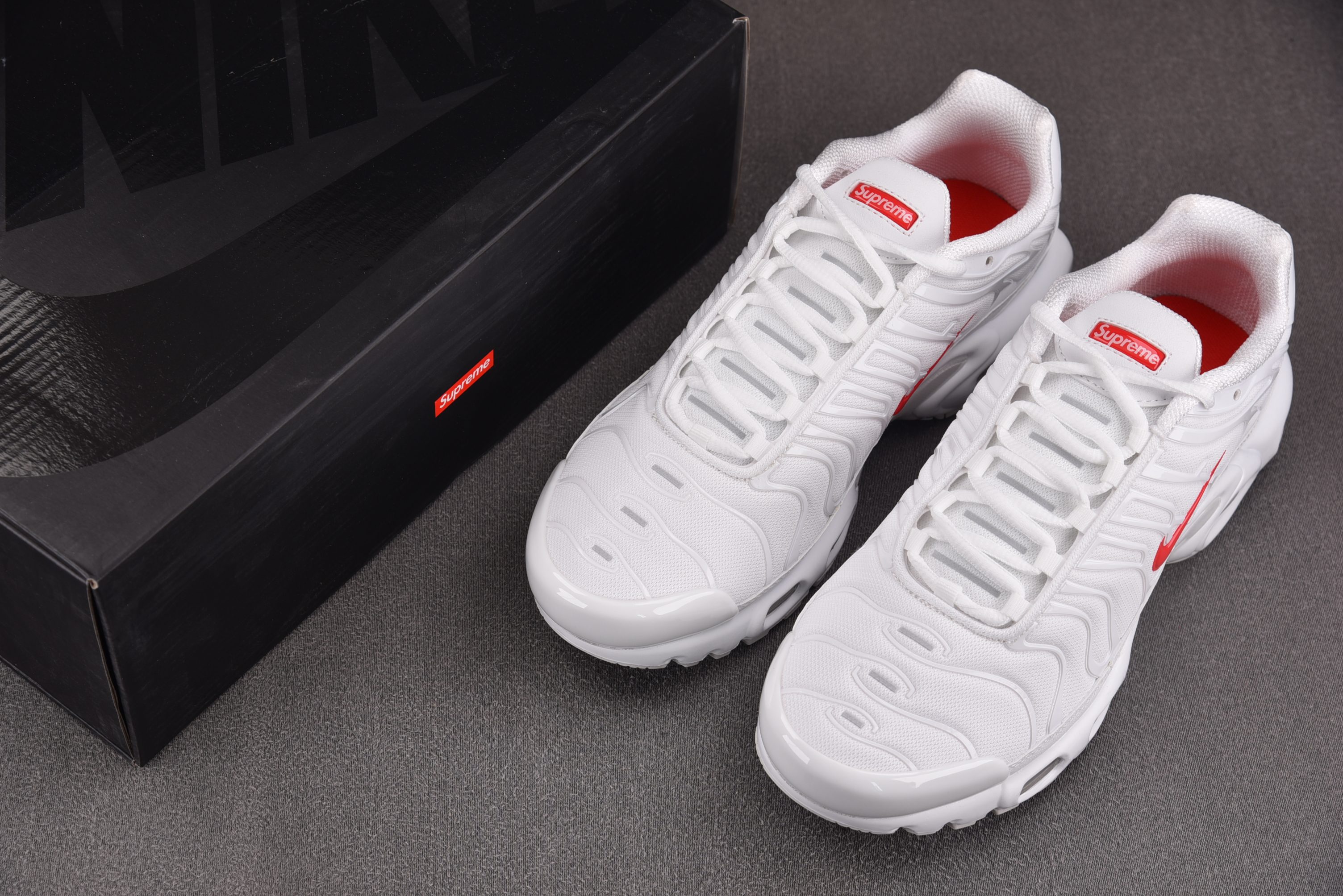 纯原 Air Max Plus Supreme White 白色 DA1472-100 YZ001-13