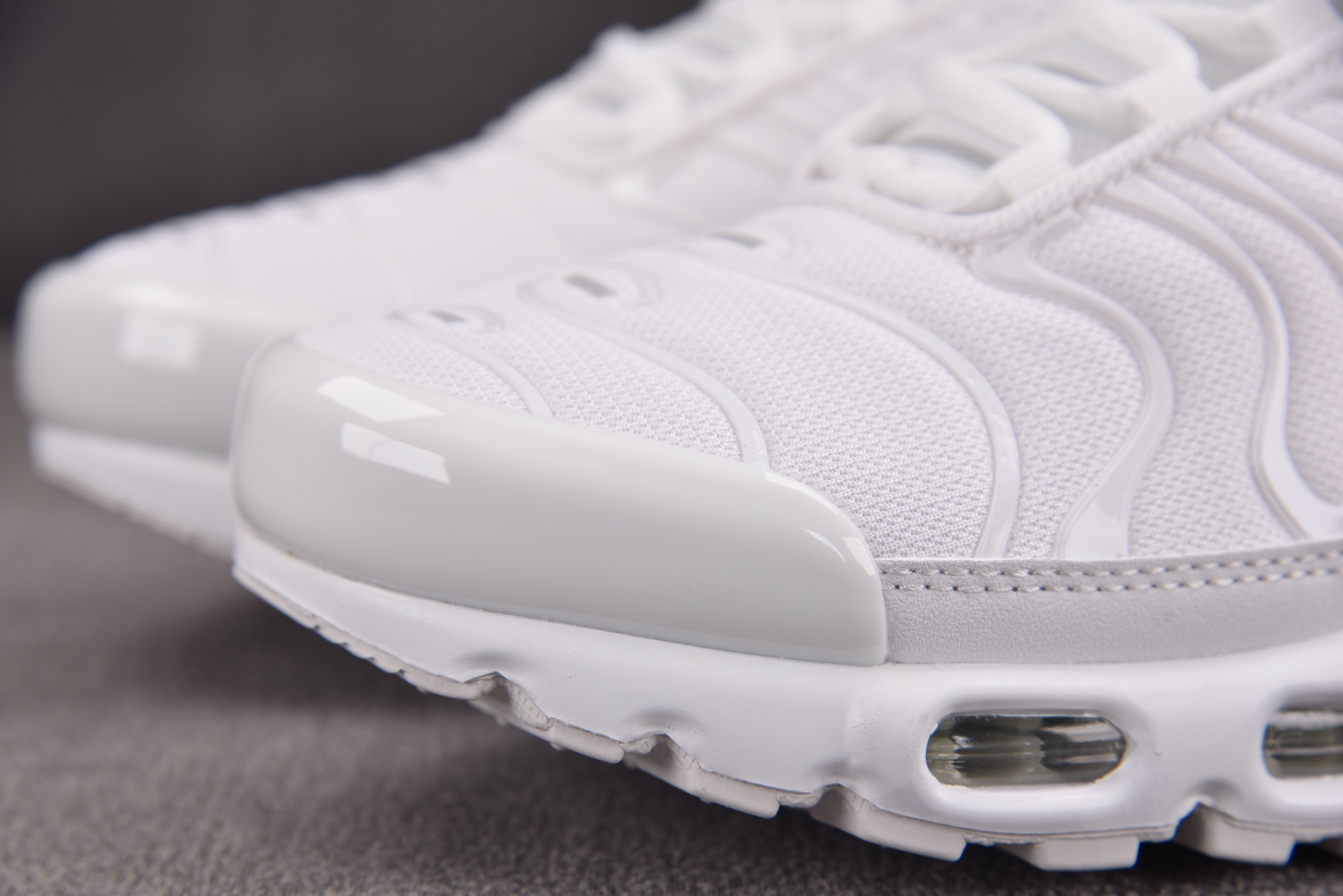 纯原 Air Max Plus Supreme White 白色 DA1472-100 YZ001-13