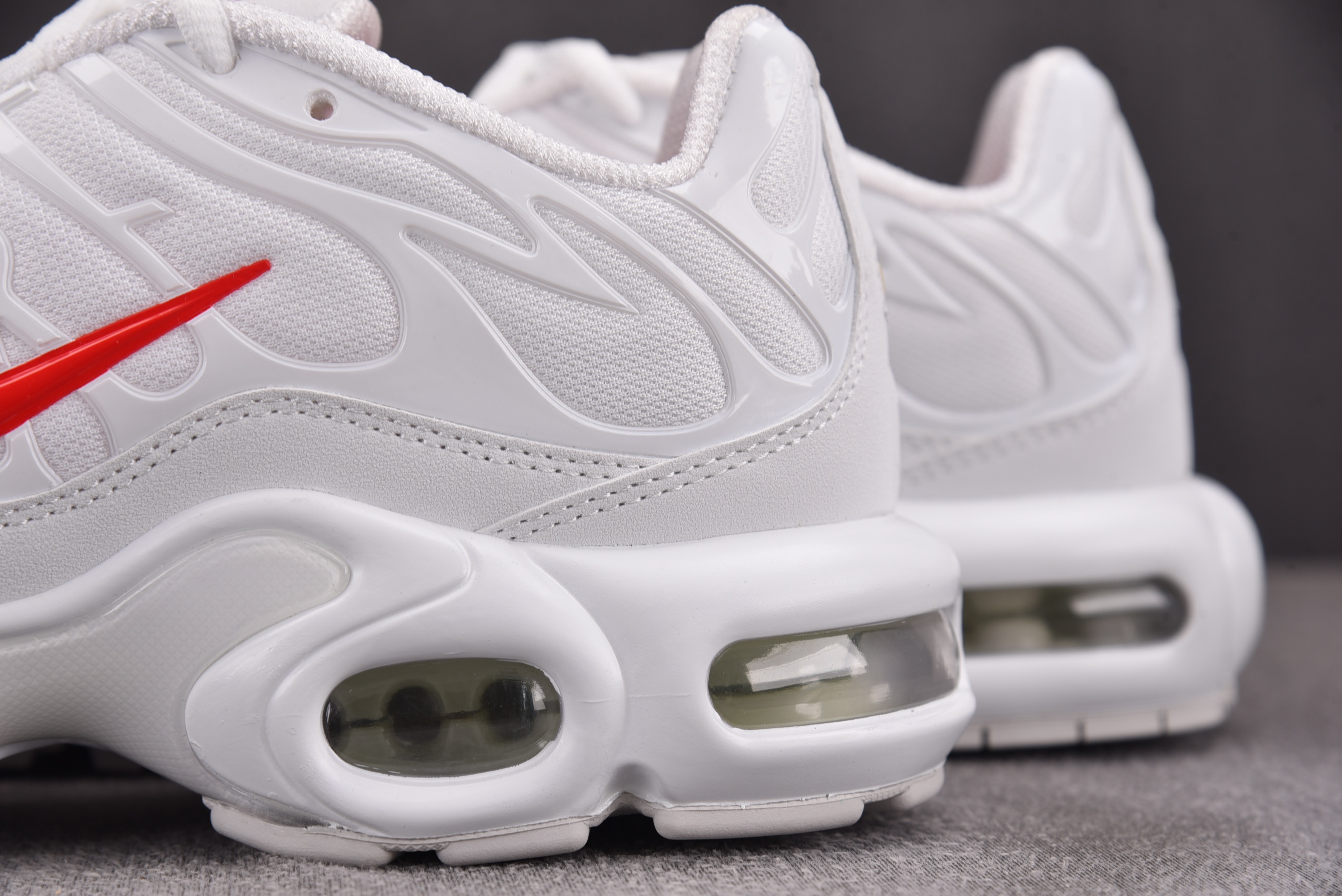 纯原 Air Max Plus Supreme White 白色 DA1472-100 YZ001-13
