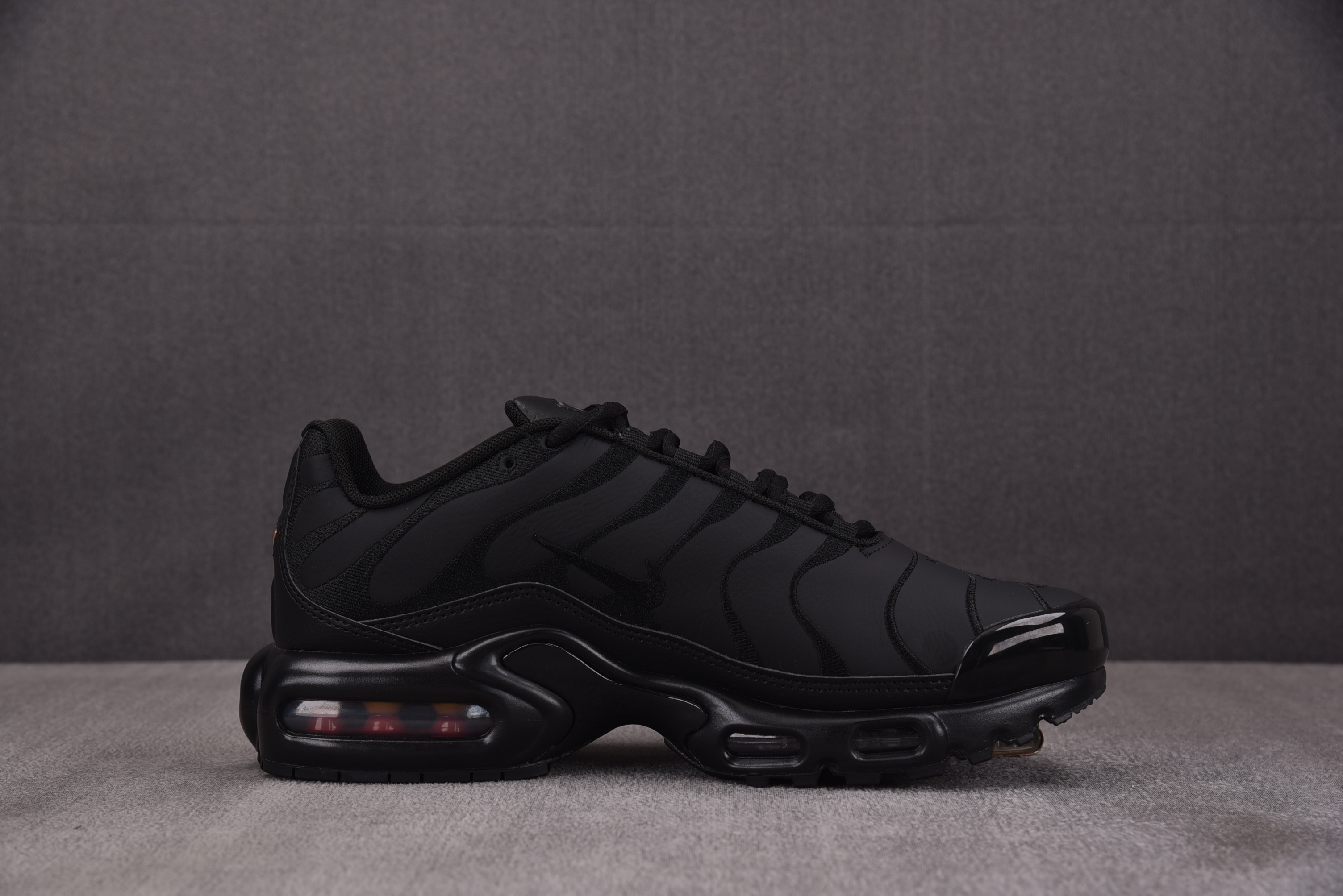 纯原 Air Max Plus Triple Black Leather 黑色 AJ2029-001 Y