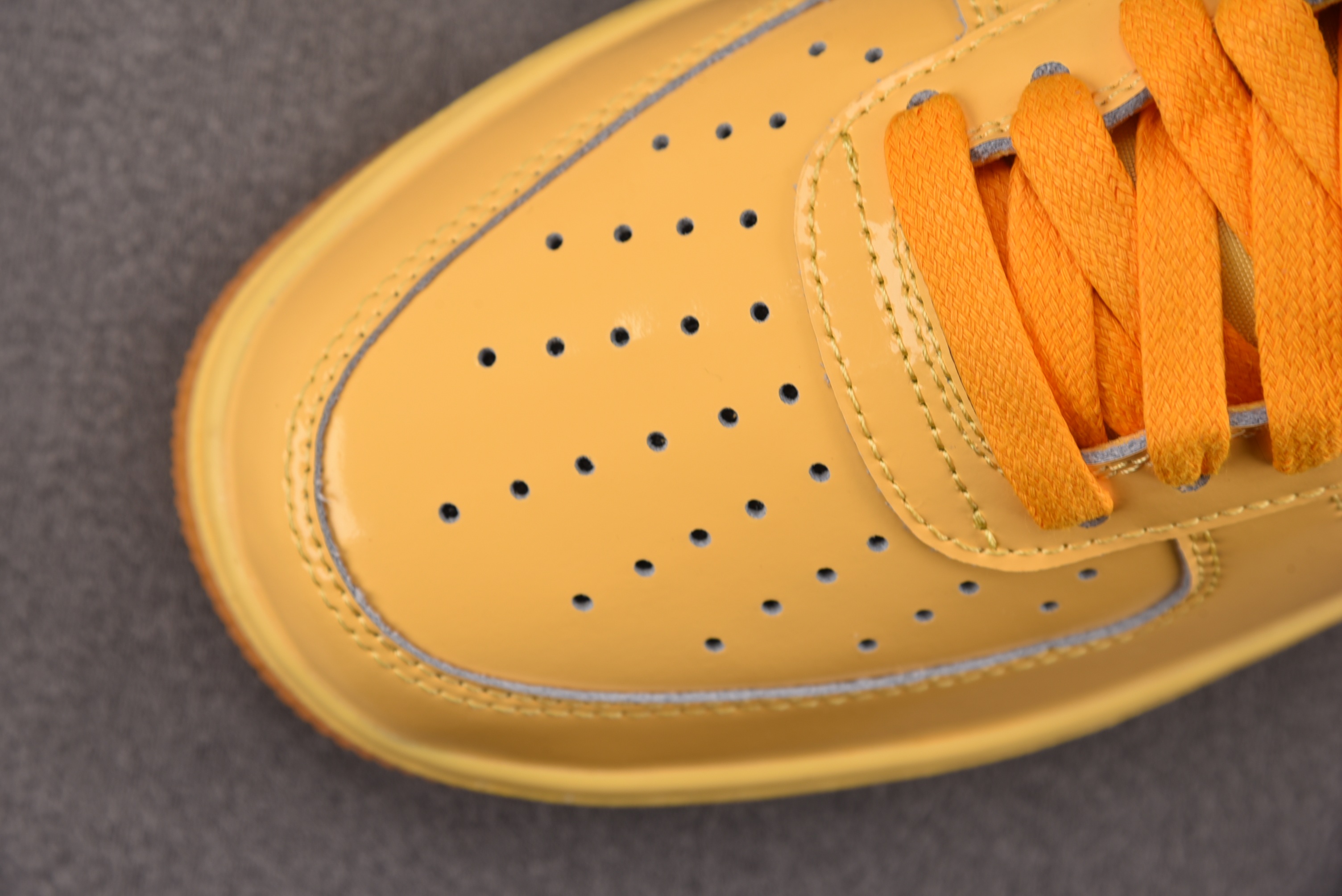 纯原 Air Force 1 Low Patent Leather Topaz Gold Pine Gr