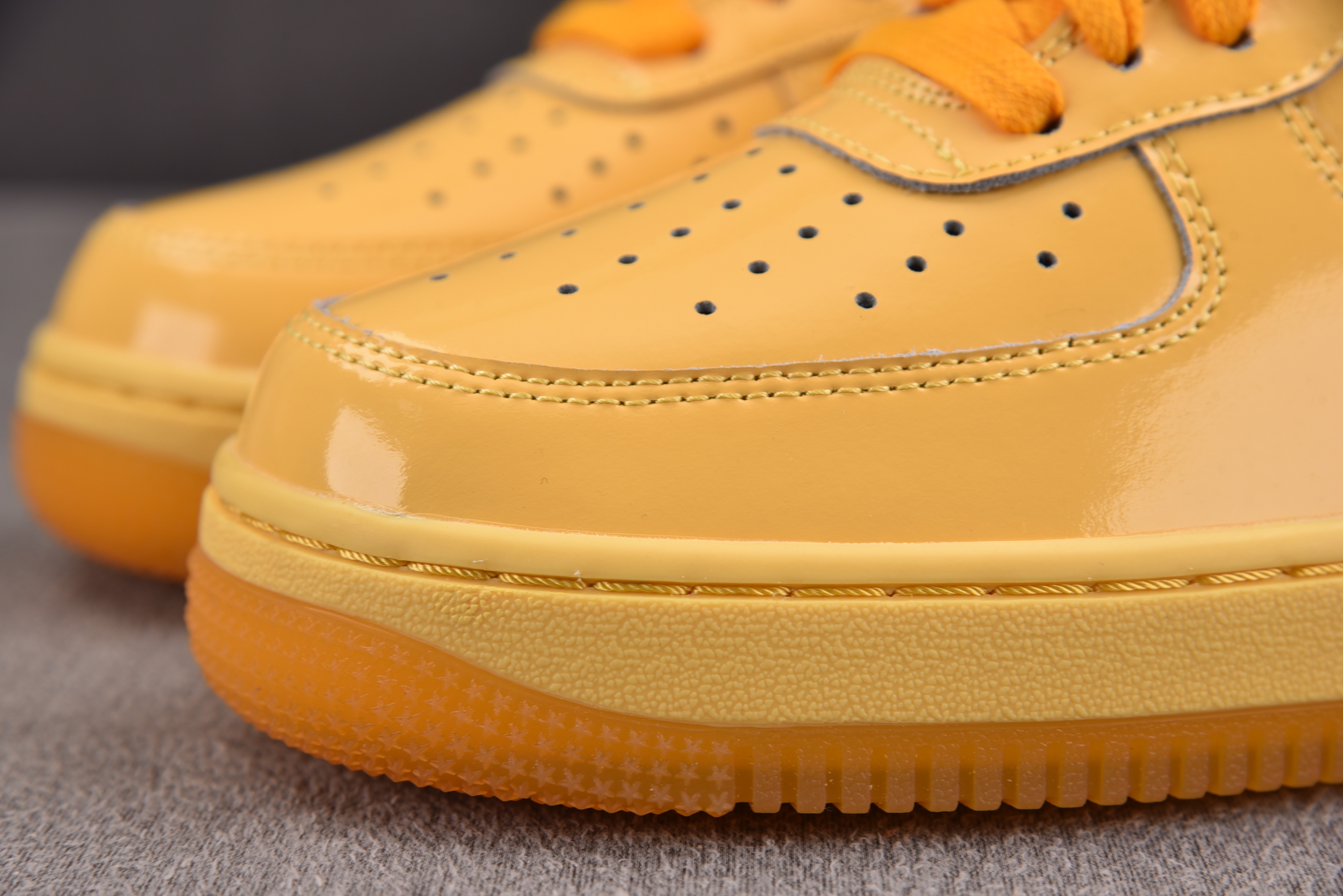 纯原 Air Force 1 Low Patent Leather Topaz Gold Pine Gr