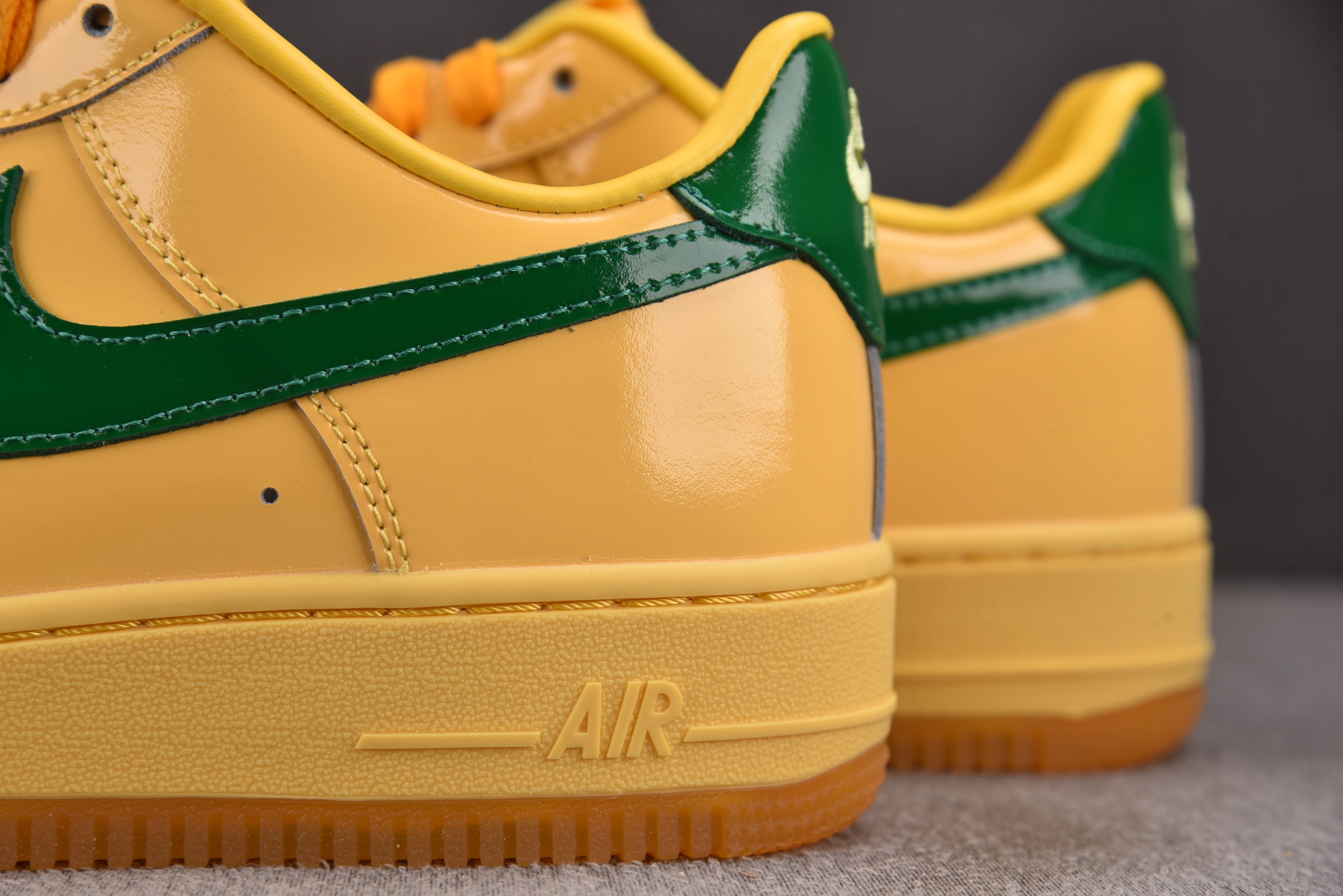 纯原 Air Force 1 Low Patent Leather Topaz Gold Pine Gr
