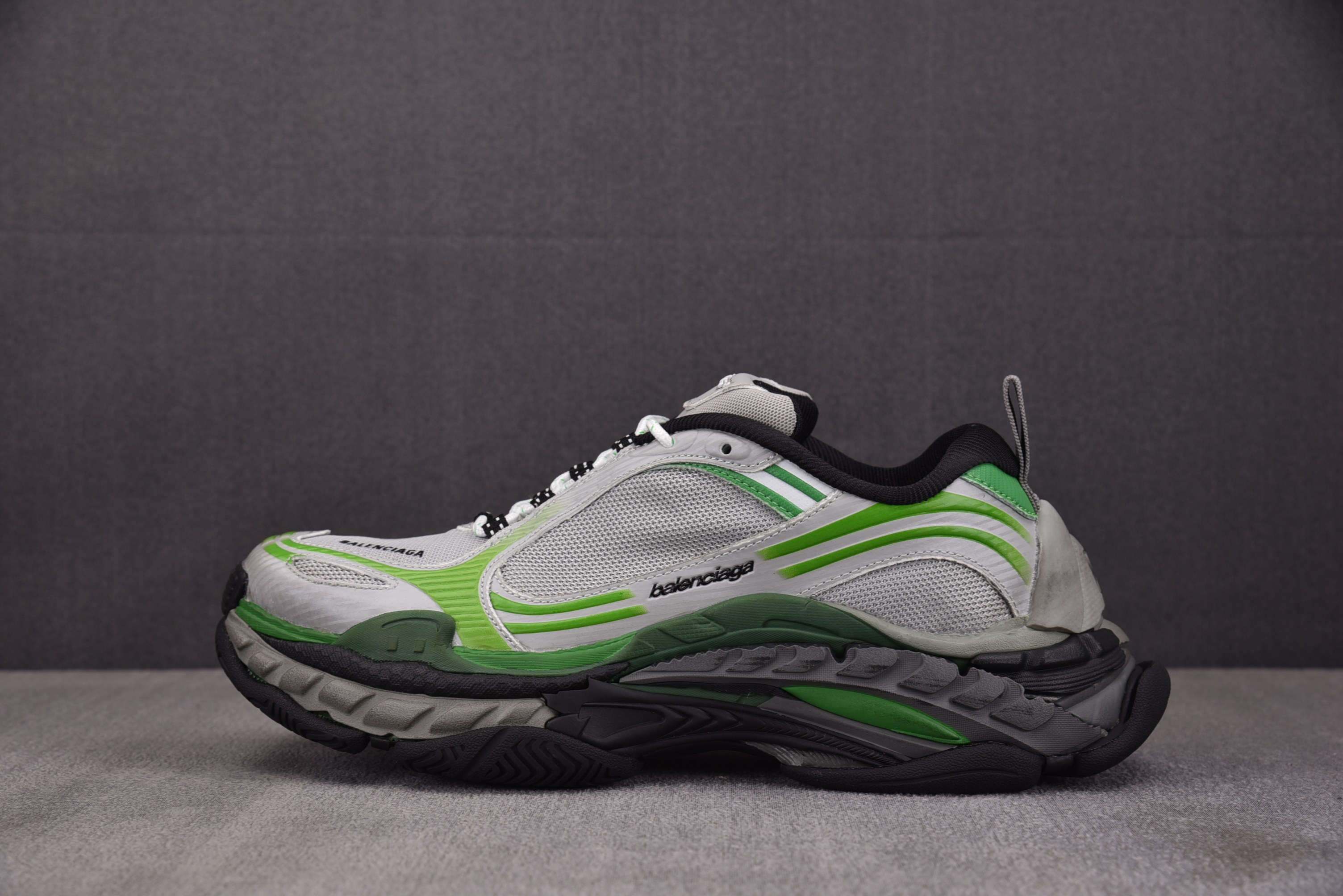 纯原 Balenciaga巴黎世家24代 Triple S .2  灰绿 YZ001-235-46