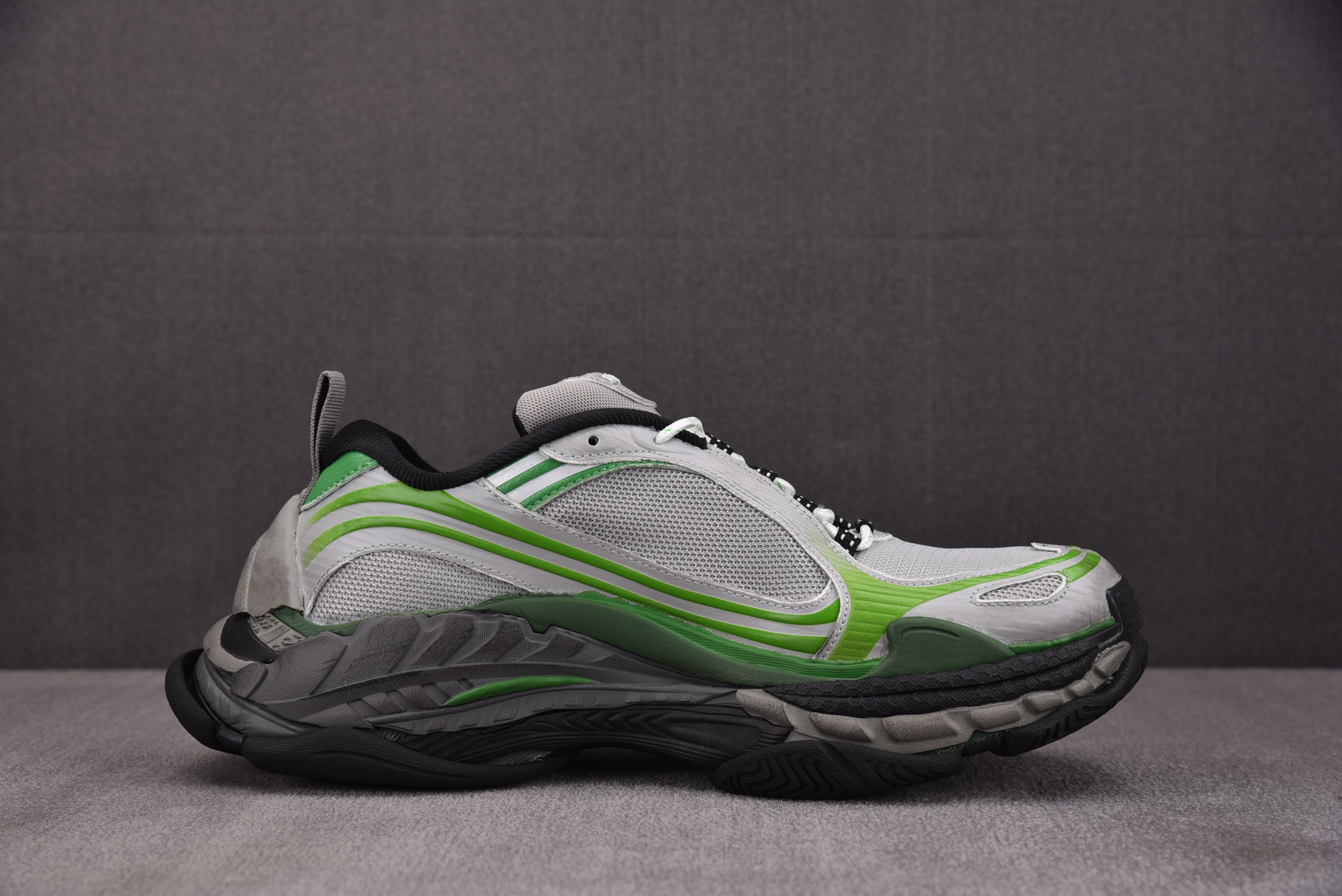 纯原 Balenciaga巴黎世家24代 Triple S .2  灰绿 YZ001-235-46