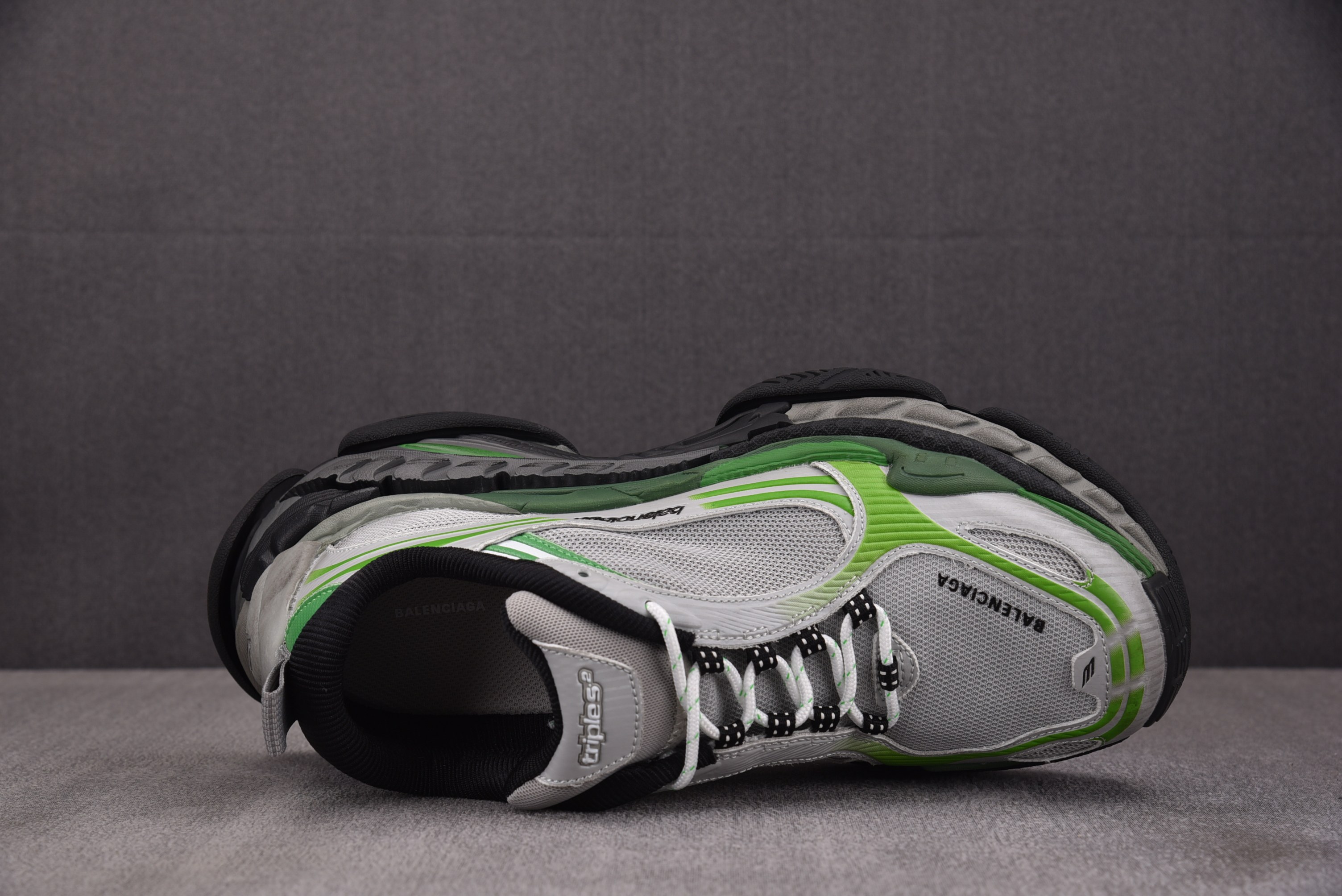 纯原 Balenciaga巴黎世家24代 Triple S .2  灰绿 YZ001-235-46