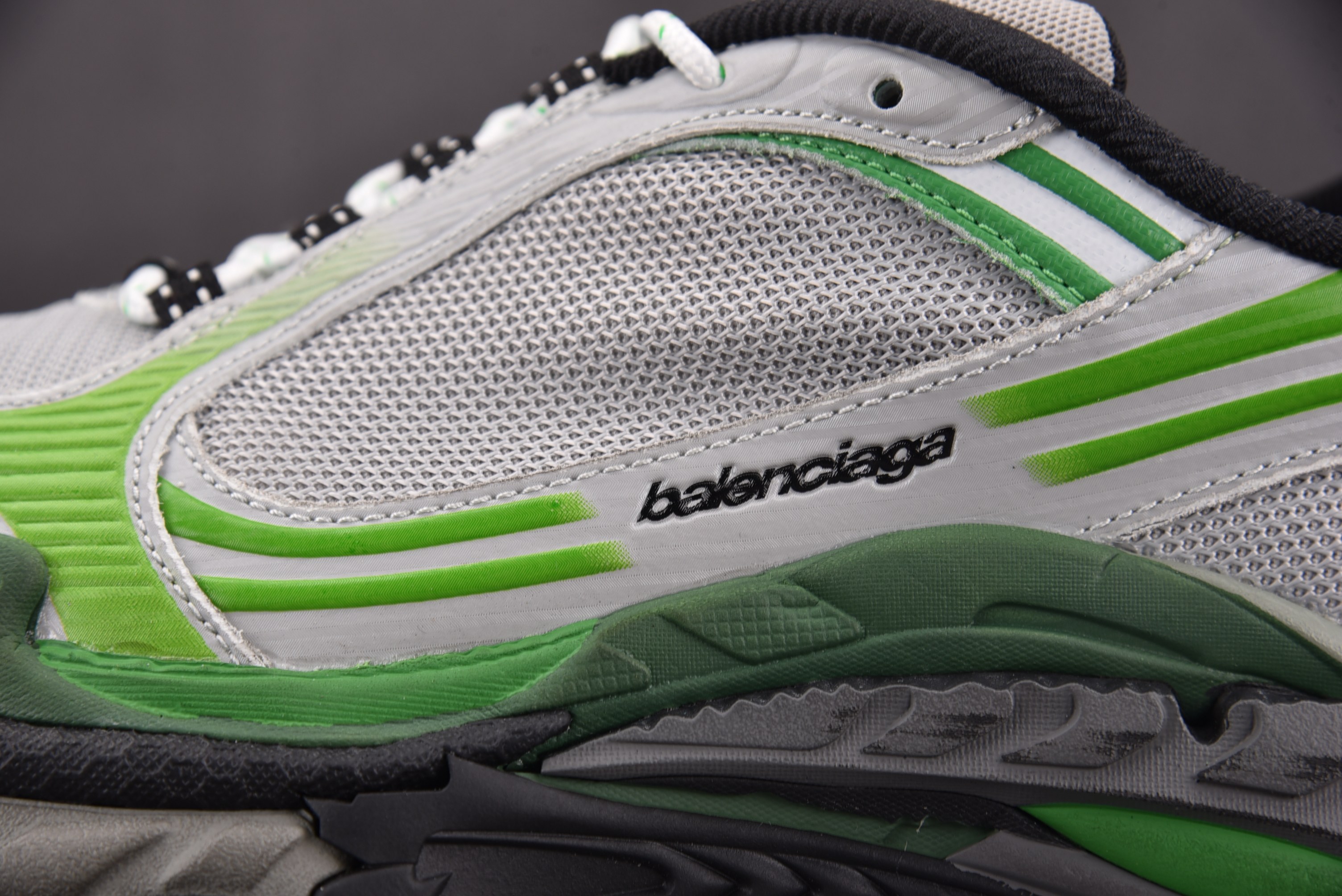 纯原 Balenciaga巴黎世家24代 Triple S .2  灰绿 YZ001-235-46