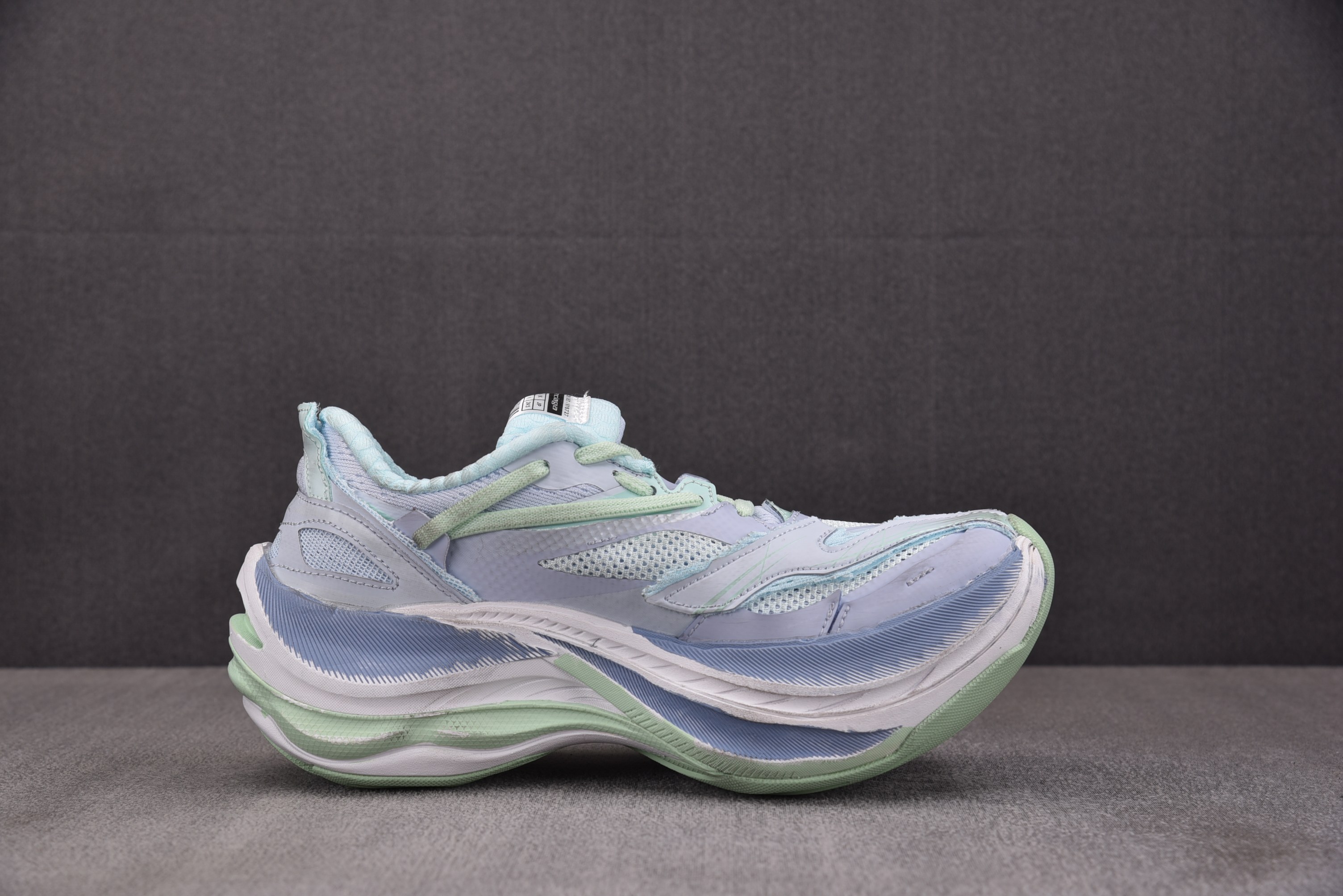 纯原 Balenciaga巴黎世家26代 Jet 压纹印花 蓝灰绿 YZ001-235-46