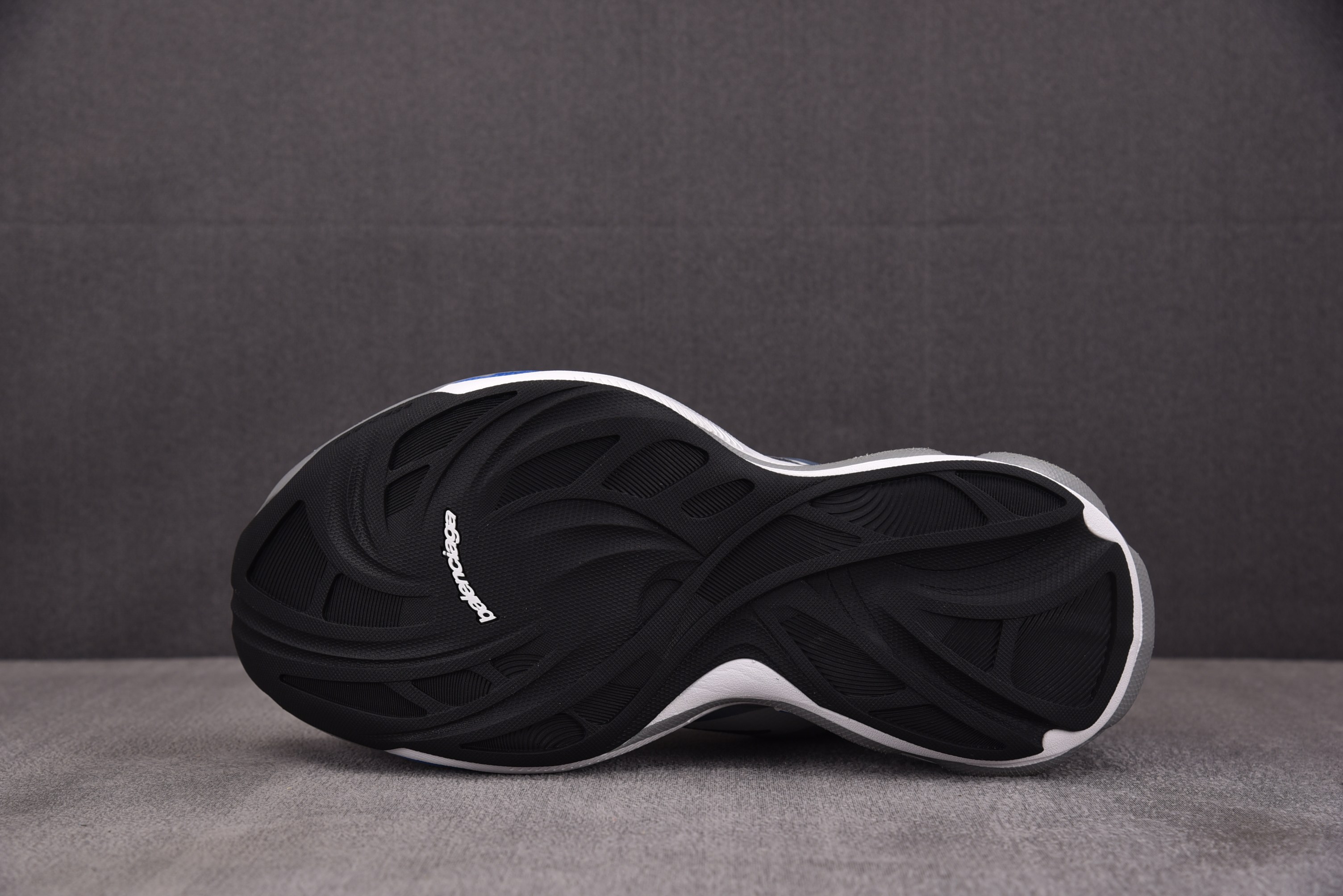 纯原 Balenciaga巴黎世家26代 Jet 压纹印花 蓝灰 YZ018-535-46