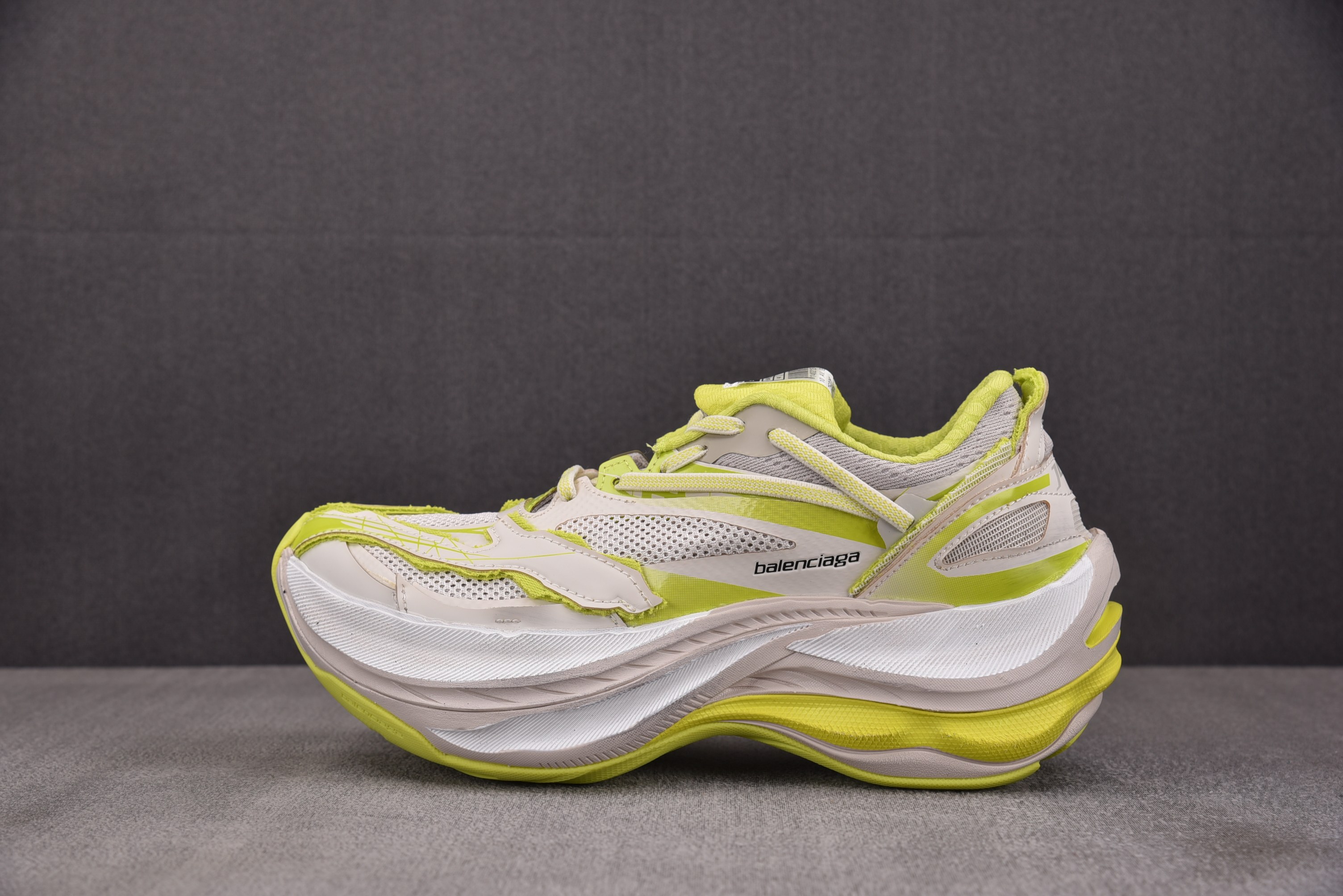 纯原 Balenciaga巴黎世家26代 Jet 压纹印花 黄橙 YZ018-535-46