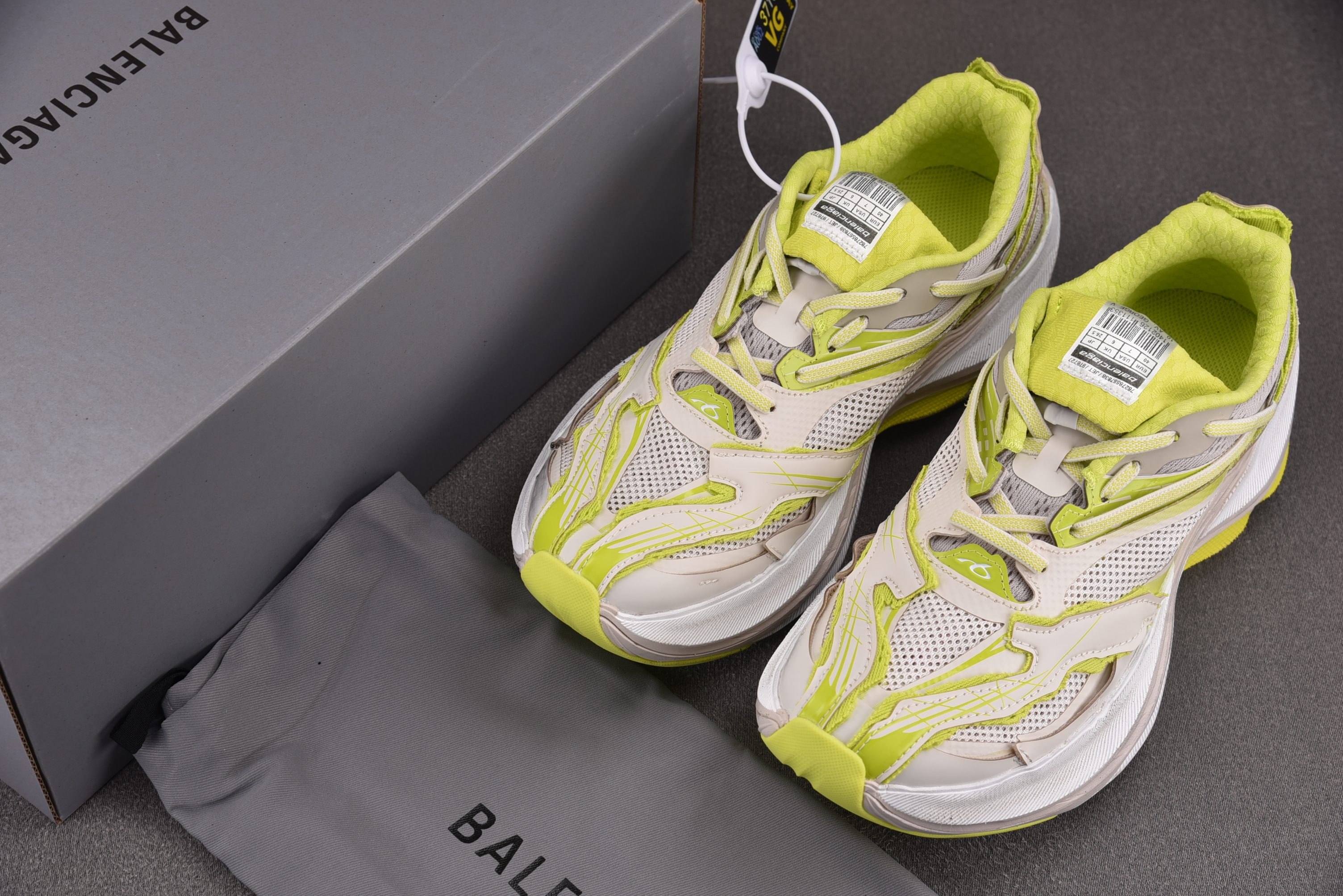 纯原 Balenciaga巴黎世家26代 Jet 压纹印花 黄橙 YZ018-535-46