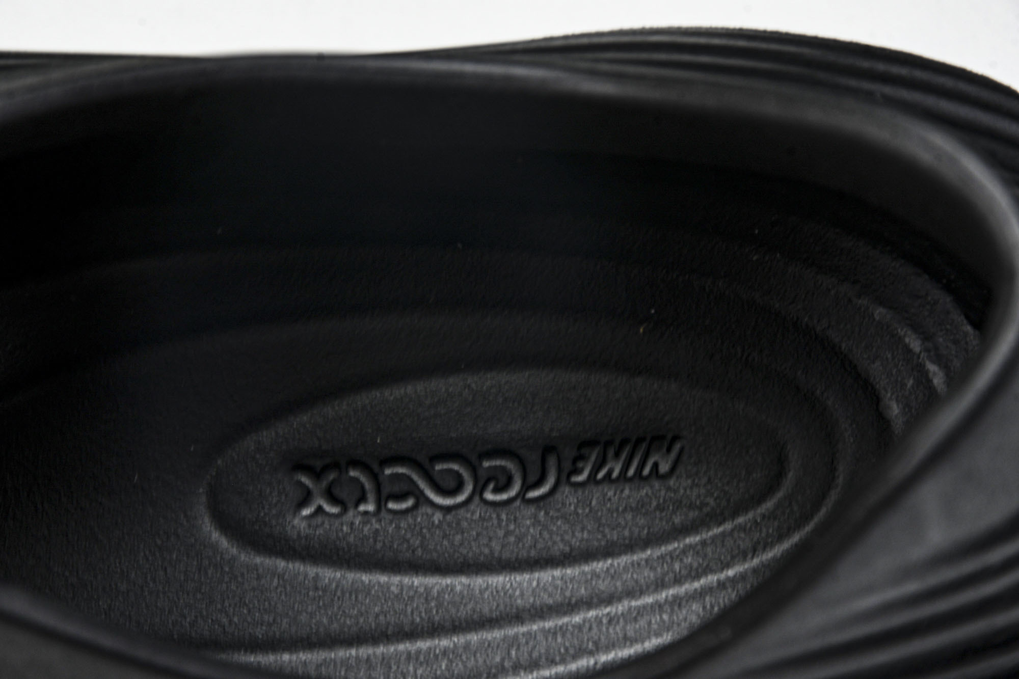 纯原 NK ReactX Rejuven8 Triple Black 全黑 HV5060-001 #YZ