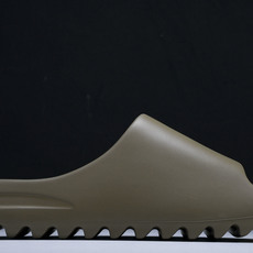 纯原 AD originals Yeezy Slide FV8425 #YZ005US4=36-37 U 纯原 AD originals Yeezy Slide FV8425 #YZ005US4=36-37 U