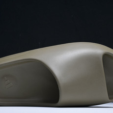 纯原 AD originals Yeezy Slide FV8425 #YZ005US4=36-37 U 纯原 AD originals Yeezy Slide FV8425 #YZ005US4=36-37 U