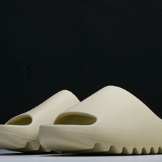 纯原 AD originals Yeezy Slide FW6345 #YZ005US4=36-37 U 纯原 AD originals Yeezy Slide FW6345 #YZ005US4=36-37 U