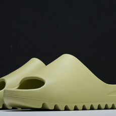 纯原 AD originals Yeezy Slide FX0494 #YZ005US4=36-37 U 纯原 AD originals Yeezy Slide FX0494 #YZ005US4=36-37 U