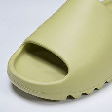 纯原 AD originals Yeezy Slide FX0494 #YZ005US4=36-37 U 纯原 AD originals Yeezy Slide FX0494 #YZ005US4=36-37 U