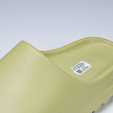 纯原 AD originals Yeezy Slide FX0494 #YZ005US4=36-37 U 纯原 AD originals Yeezy Slide FX0494 #YZ005US4=36-37 U