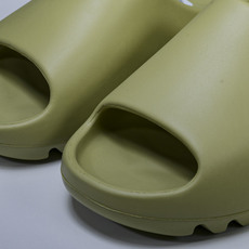 纯原 AD originals Yeezy Slide FX0494 #YZ005US4=36-37 U 纯原 AD originals Yeezy Slide FX0494 #YZ005US4=36-37 U