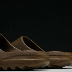 纯原 AD originals Yeezy Slide FZ5896 #YZ005US4=36-37 U 纯原 AD originals Yeezy Slide FZ5896 #YZ005US4=36-37 U