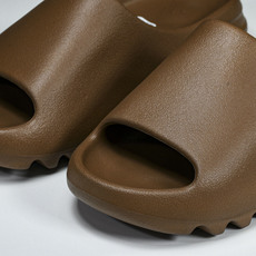 纯原 AD originals Yeezy Slide FZ5896 #YZ005US4=36-37 U 纯原 AD originals Yeezy Slide FZ5896 #YZ005US4=36-37 U