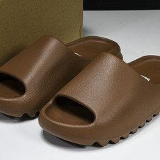 纯原 AD originals Yeezy Slide FZ5896 #YZ005US4=36-37 U 纯原 AD originals Yeezy Slide FZ5896 #YZ005US4=36-37 U