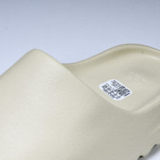 纯原 AD originals Yeezy Slide FZ5897 #YZ005US4=36-37 U 纯原 AD originals Yeezy Slide FZ5897 #YZ005US4=36-37 U