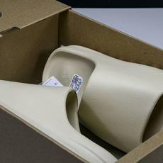 纯原 AD originals Yeezy Slide FZ5897 #YZ005US4=36-37 U 纯原 AD originals Yeezy Slide FZ5897 #YZ005US4=36-37 U