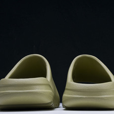 纯原 AD originals Yeezy Slide FZ5904 #YZ005US4=36-37 U 纯原 AD originals Yeezy Slide FZ5904 #YZ005US4=36-37 U