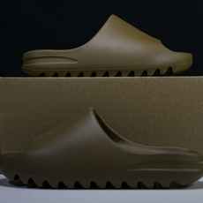 纯原 AD originals Yeezy Slide G55492 #YZ005US4=36-37 U 纯原 AD originals Yeezy Slide G55492 #YZ005US4=36-37 U