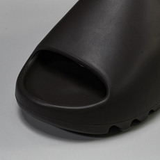 纯原 AD originals Yeezy Slide G55495 #YZ005US4=36-37 U 纯原 AD originals Yeezy Slide G55495 #YZ005US4=36-37 U