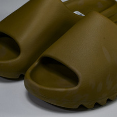 纯原 AD originals Yeezy Slide GW1931 #YZ005US4=36-37 U 纯原 AD originals Yeezy Slide GW1931 #YZ005US4=36-37 U